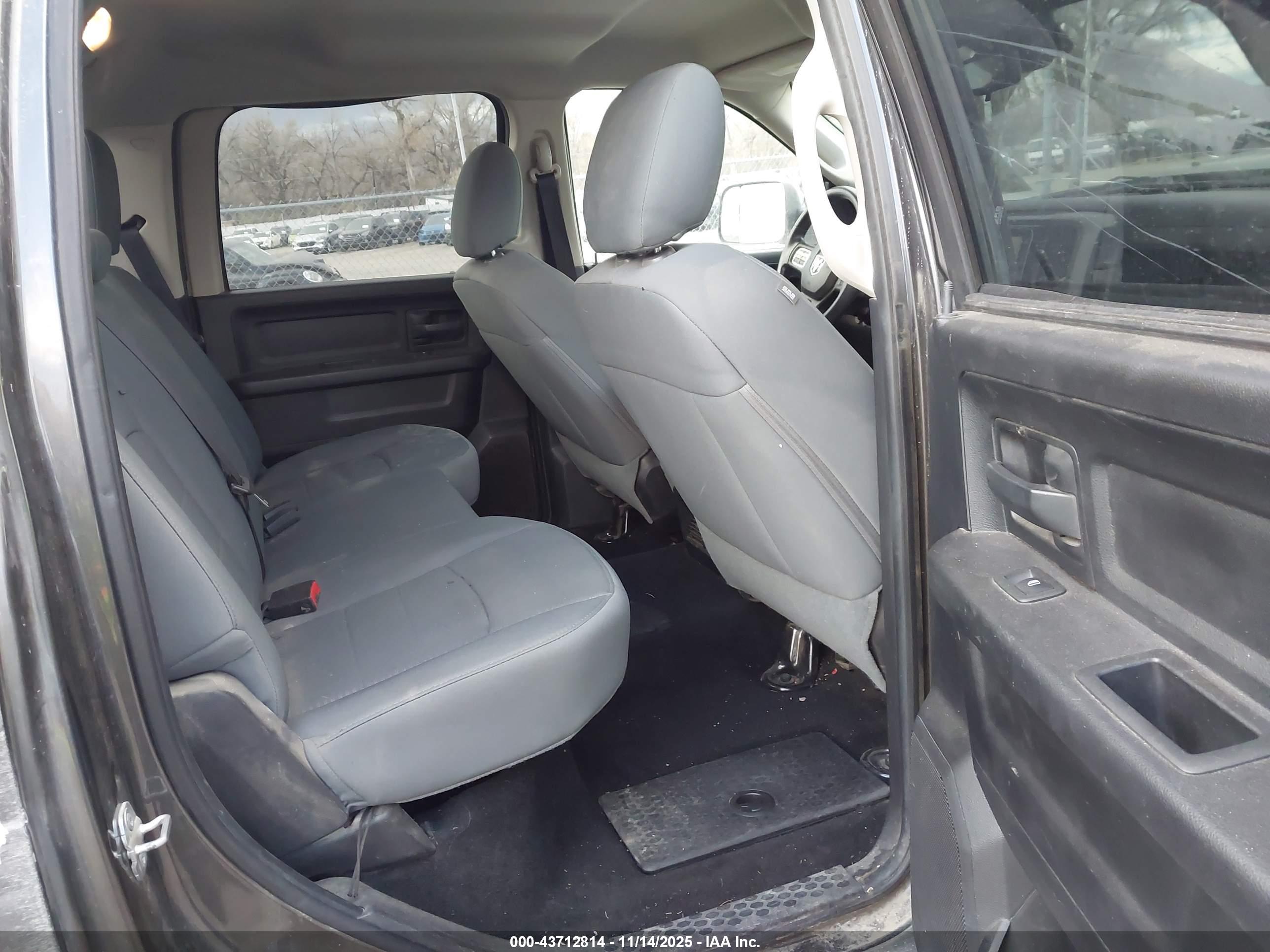 RAM 2500 image 8