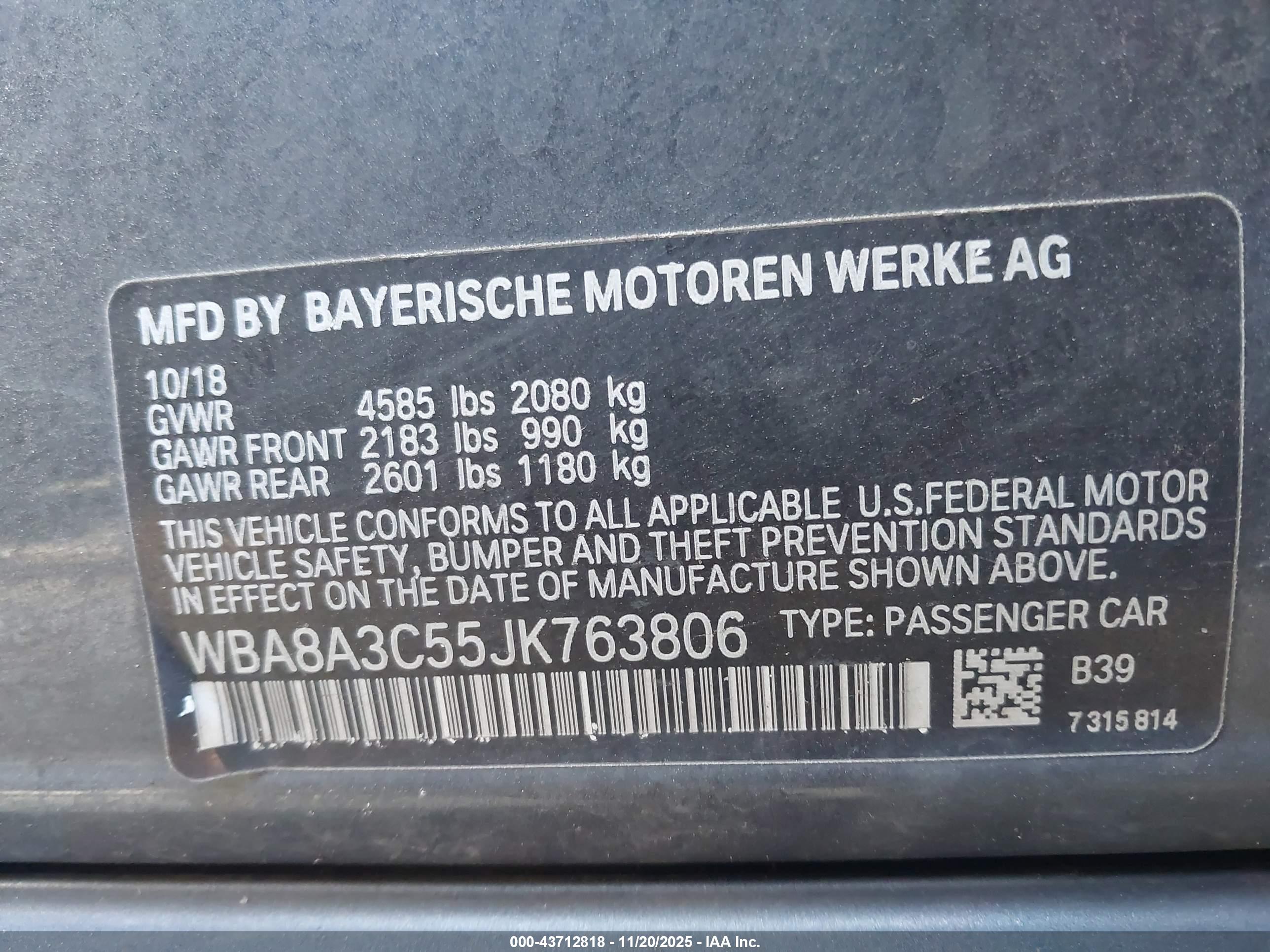 BMW 320I image 9