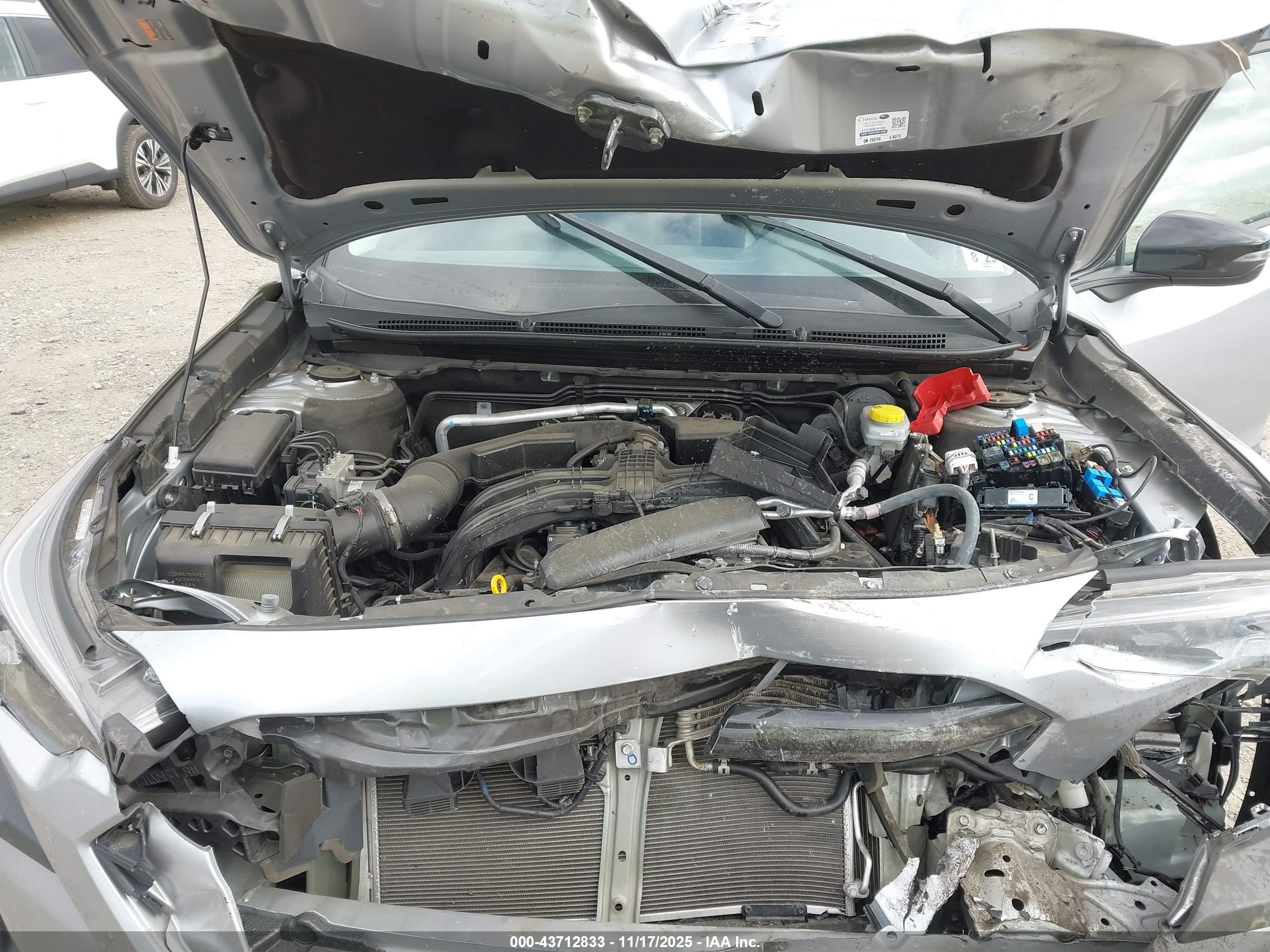 SUBARU OUTBACK image 10