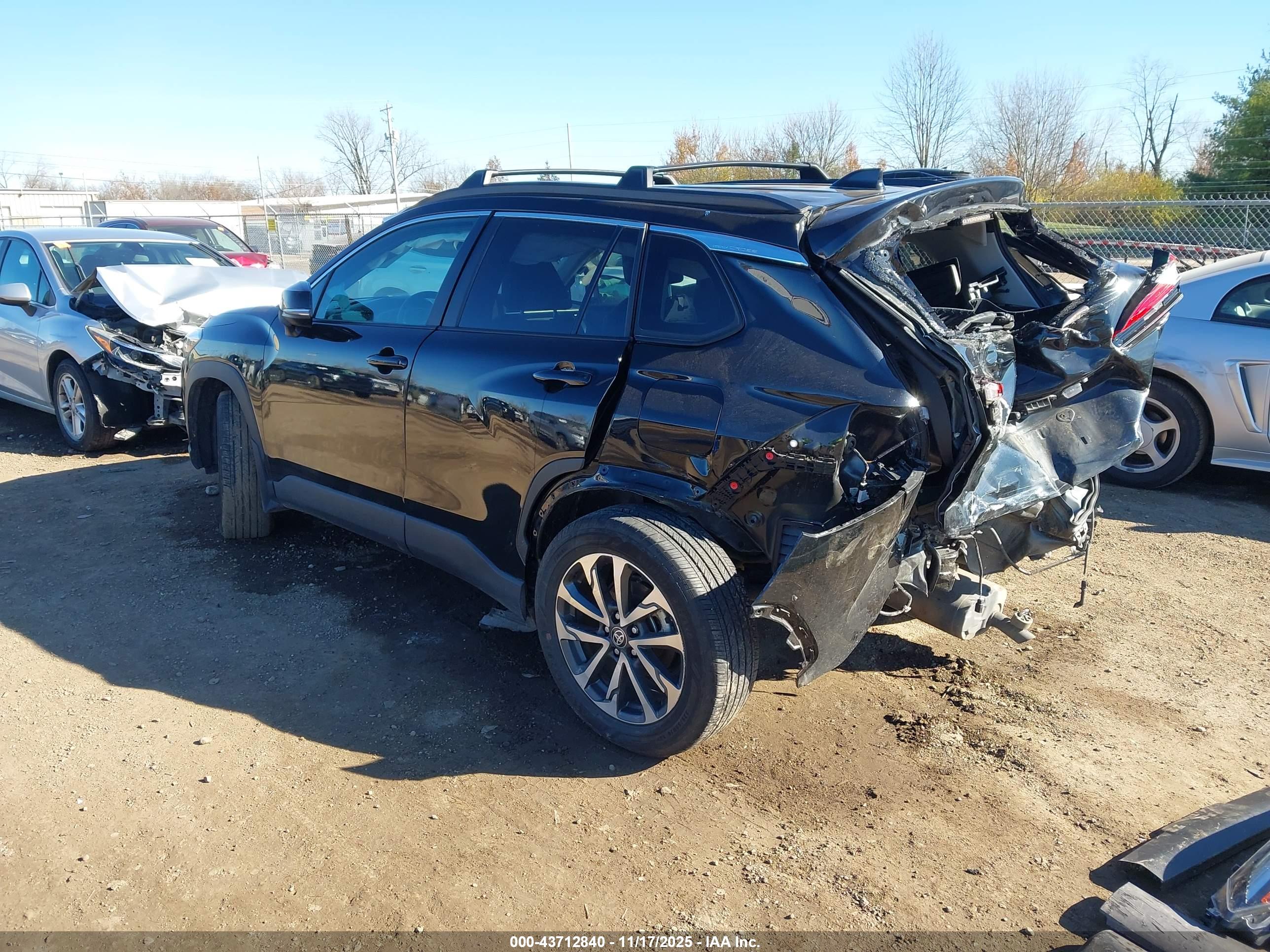 TOYOTA COROLLA image 3