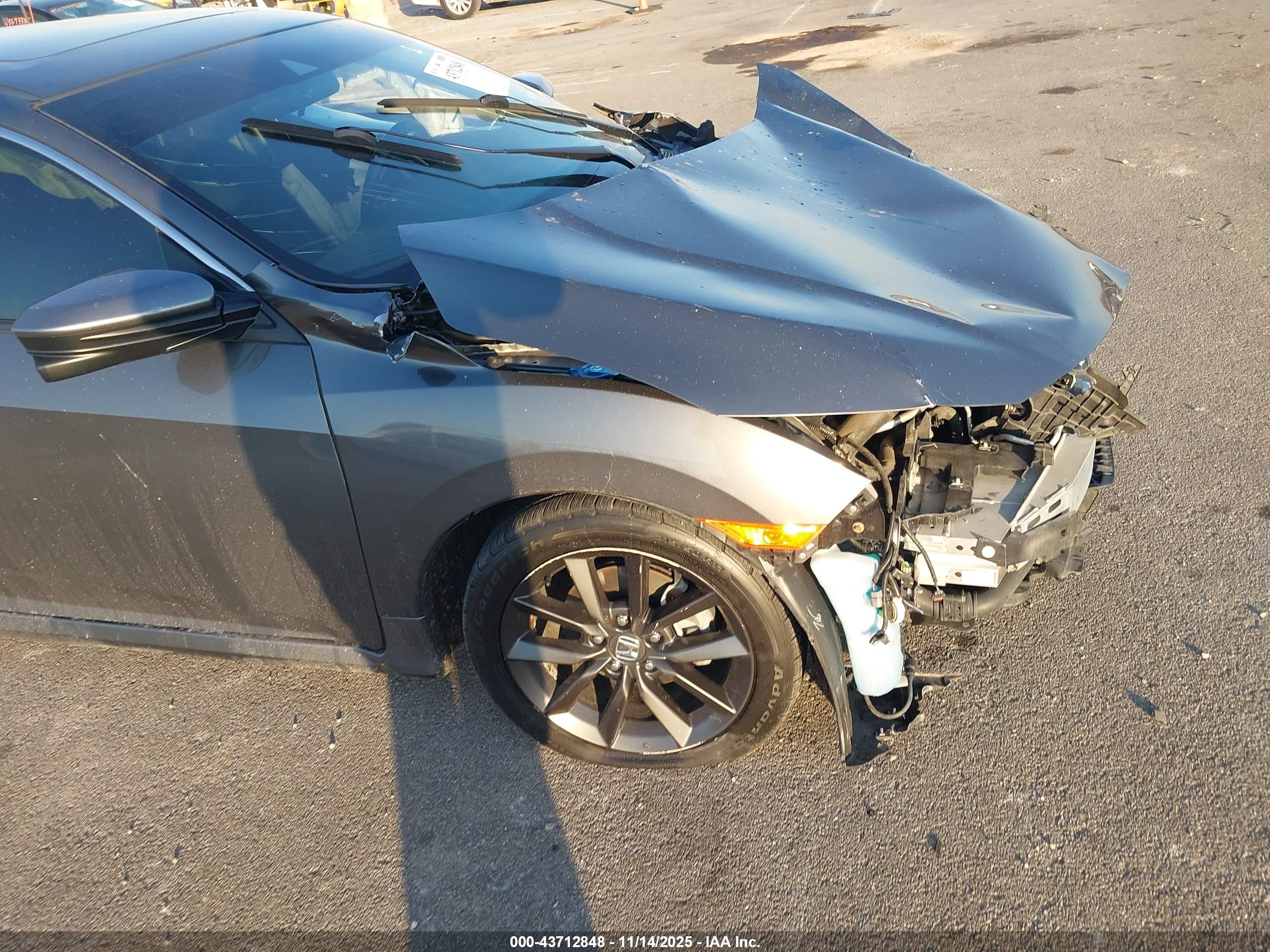 HONDA CIVIC image 6