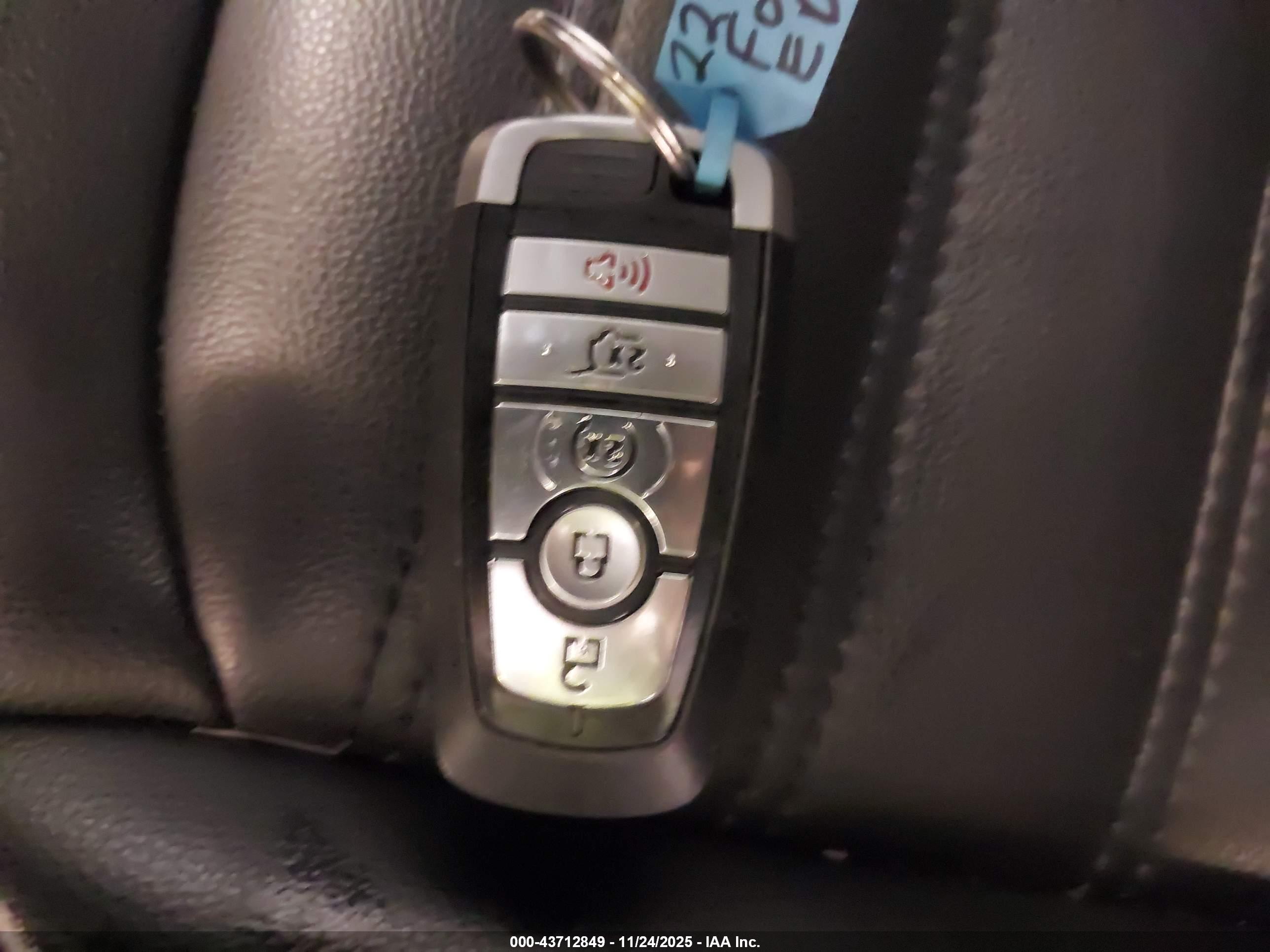 FORD EDGE image 11
