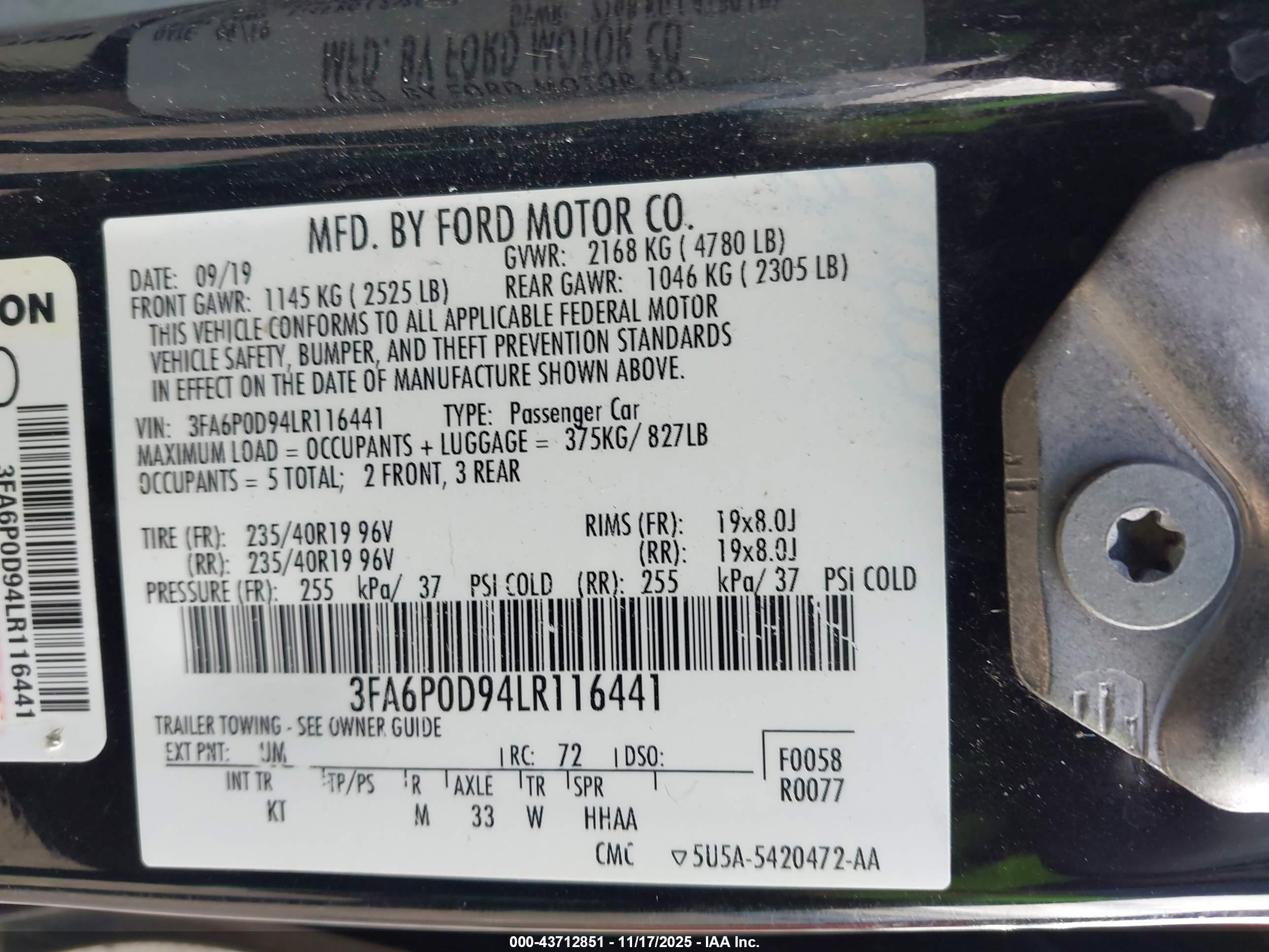 FORD FUSION image 9