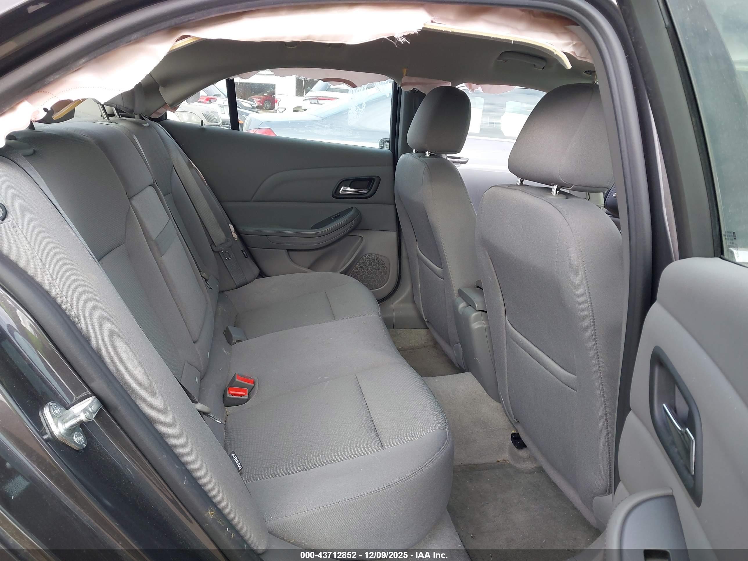 CHEVROLET MALIBU image 8