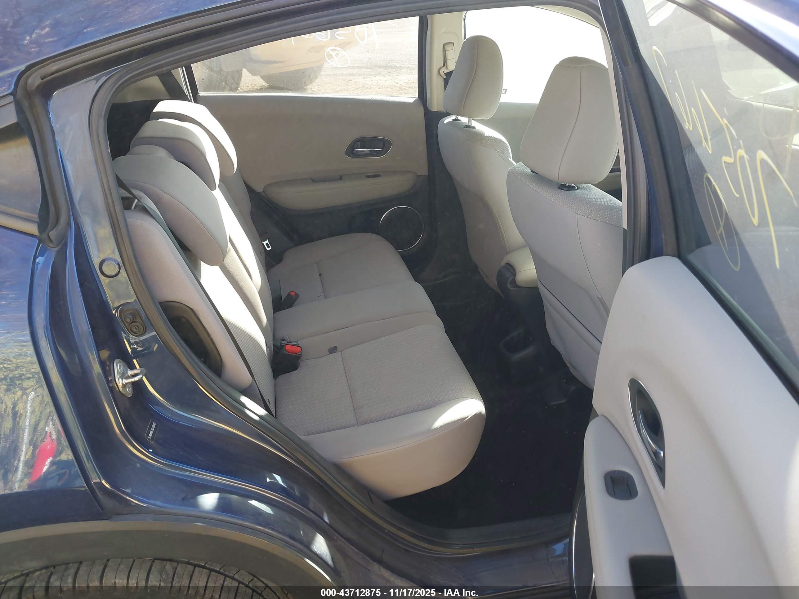 HONDA HR-V image 8