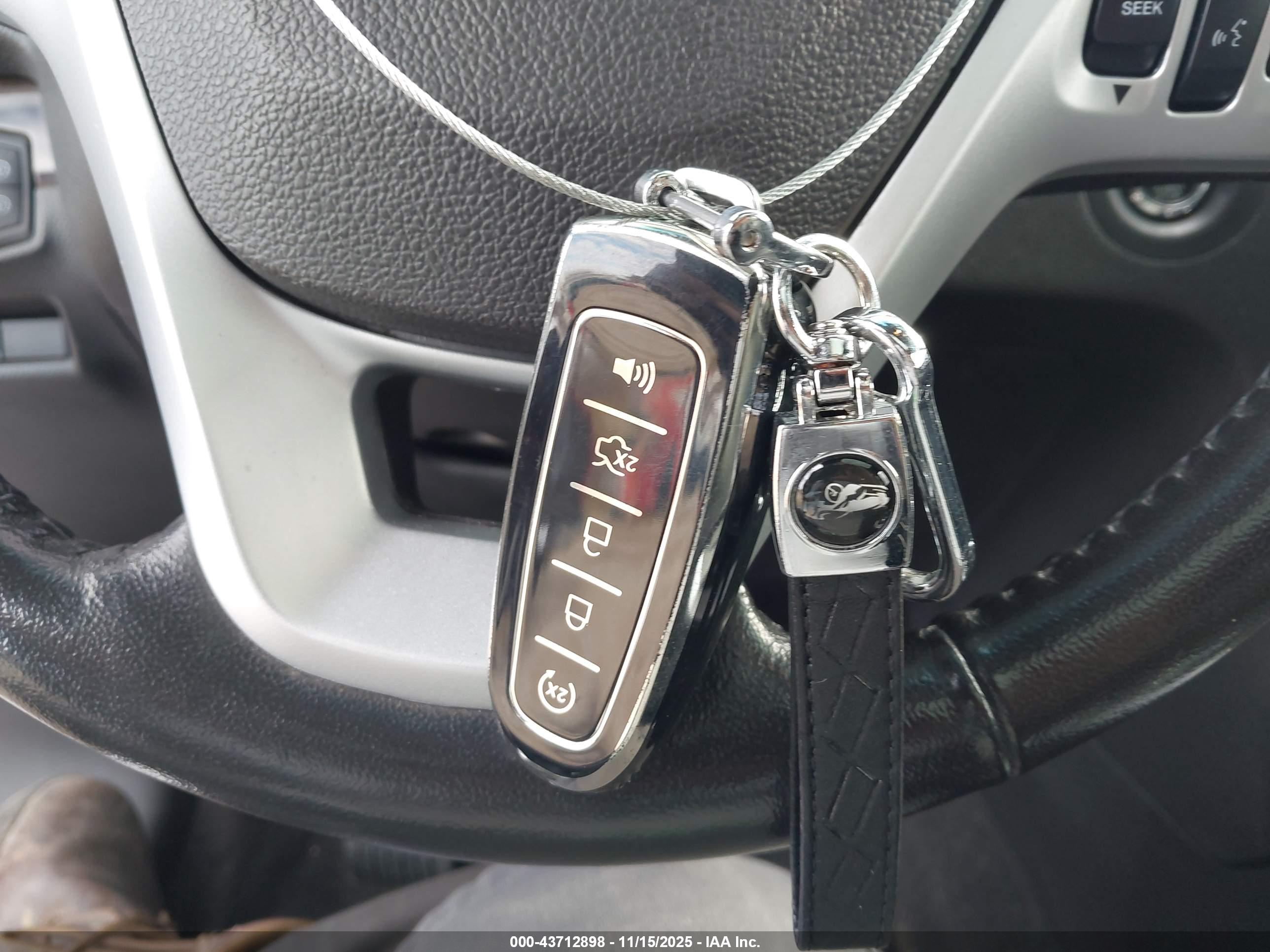 FORD EXPLORER image 11