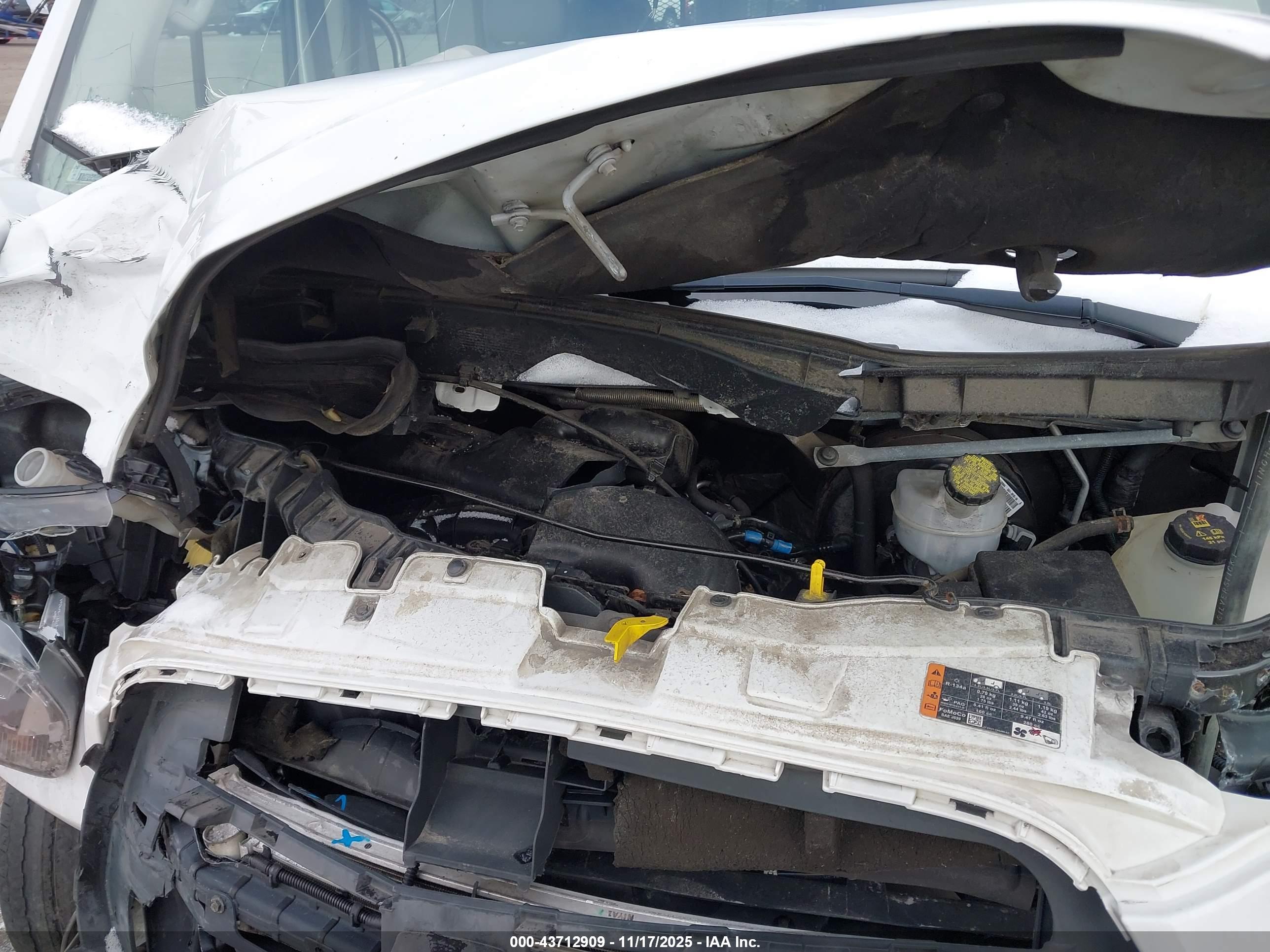 FORD TRANSIT-150 image 10