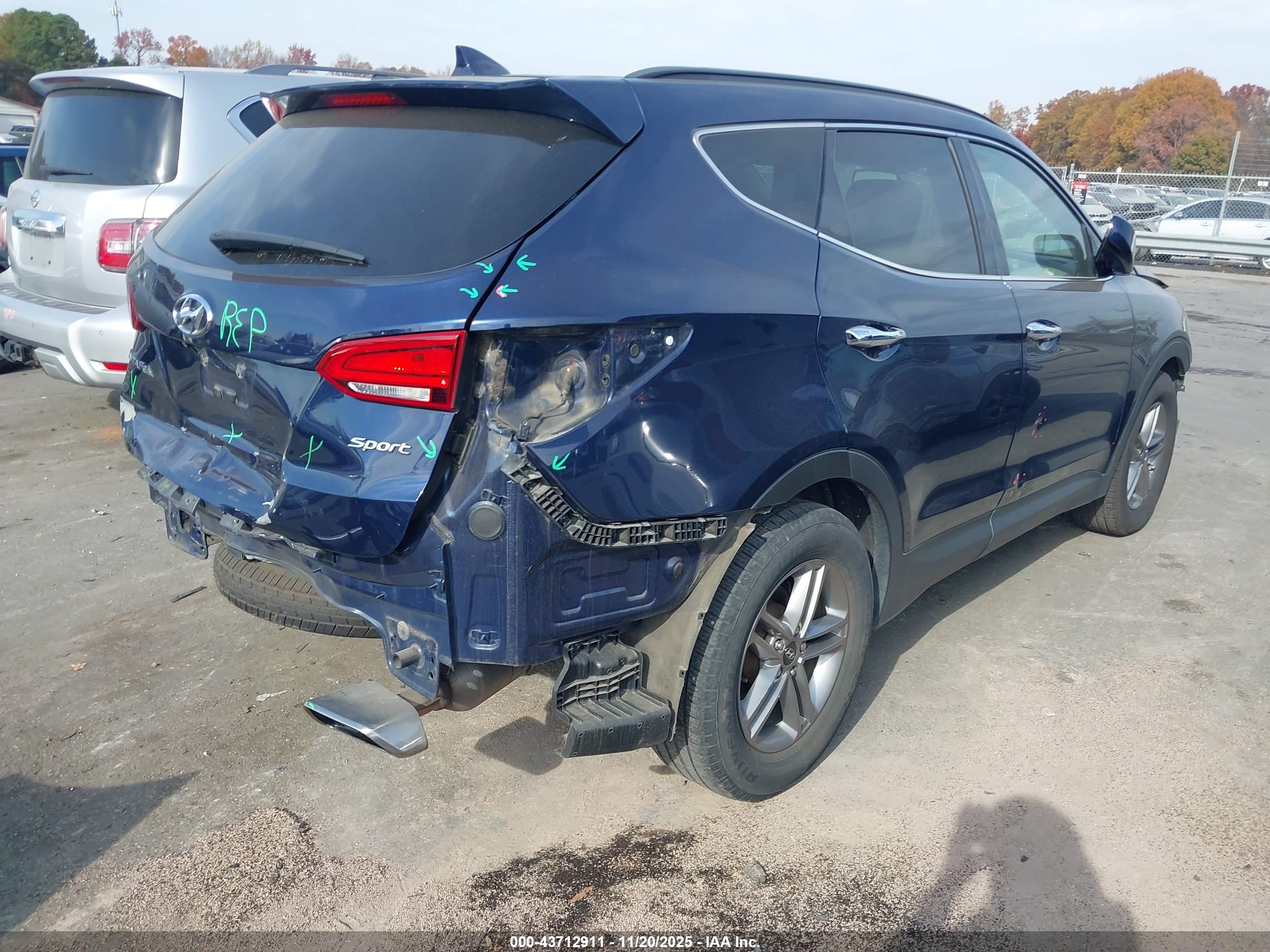 HYUNDAI SANTA image 4