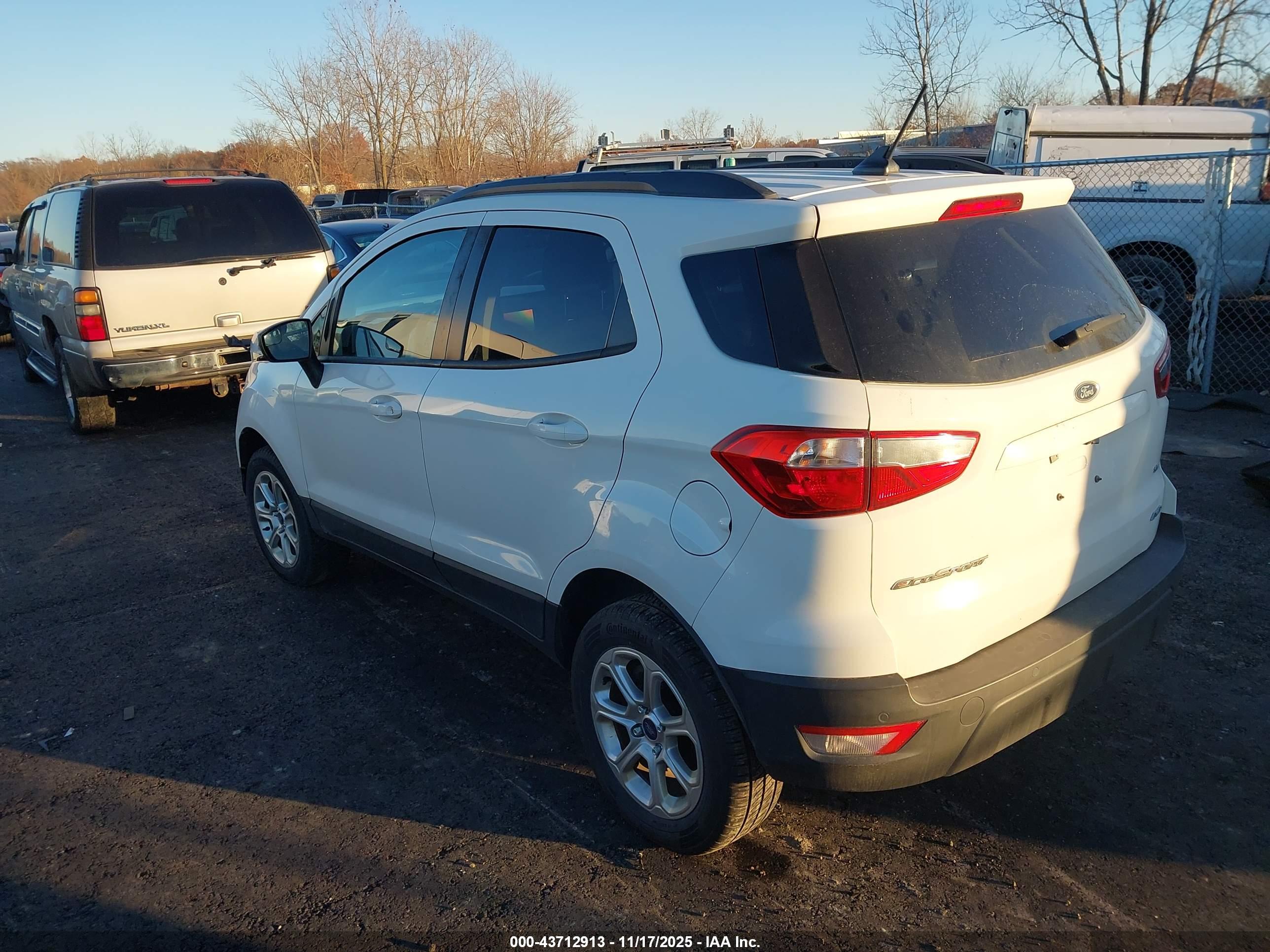 FORD ECOSPORT image 3