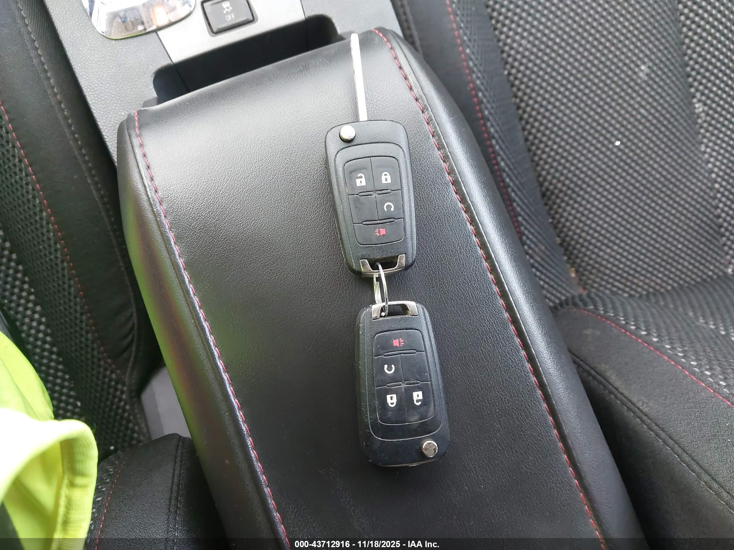 GMC TERRAIN image 11