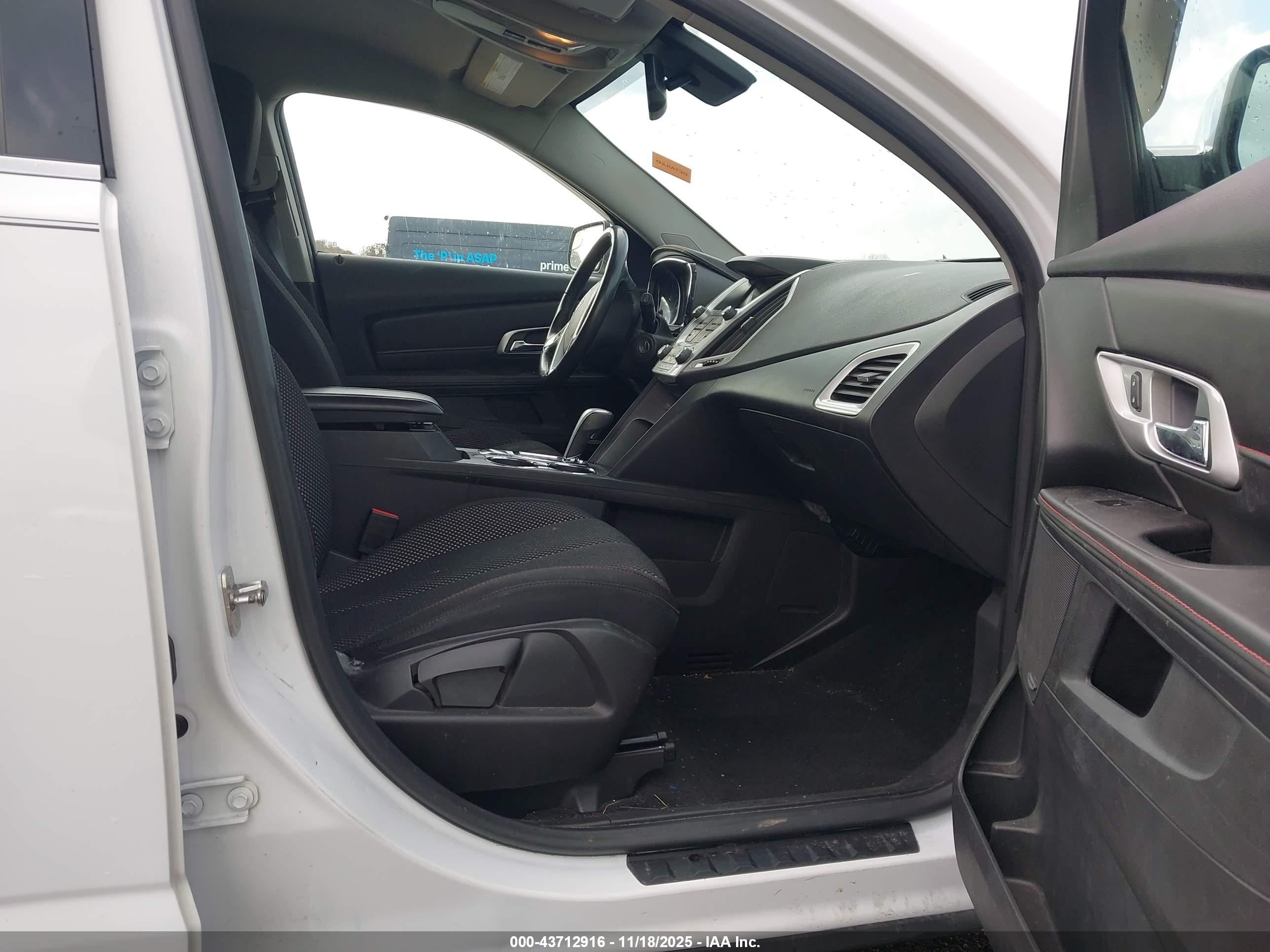 GMC TERRAIN image 5