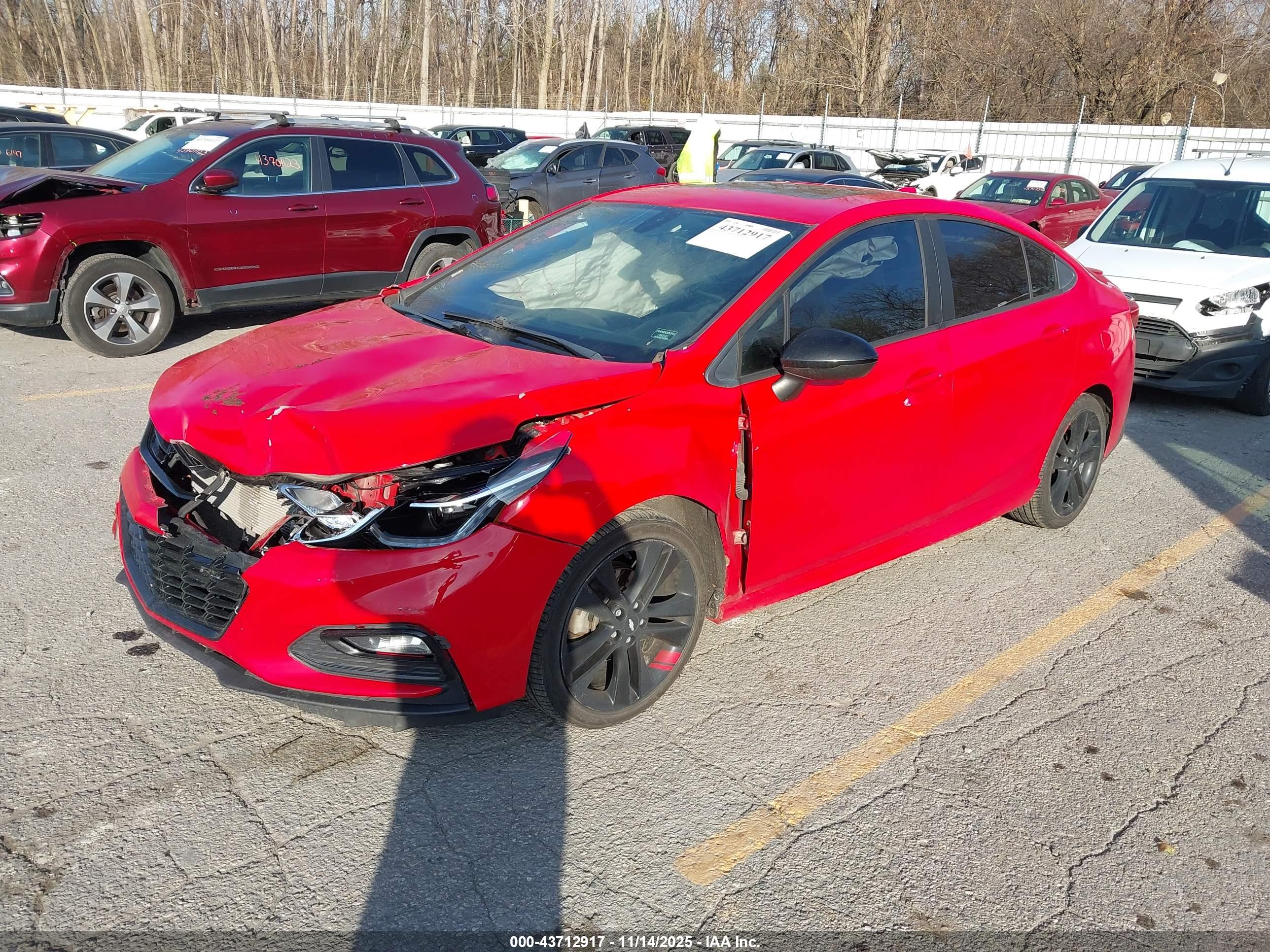 CHEVROLET CRUZE image 2