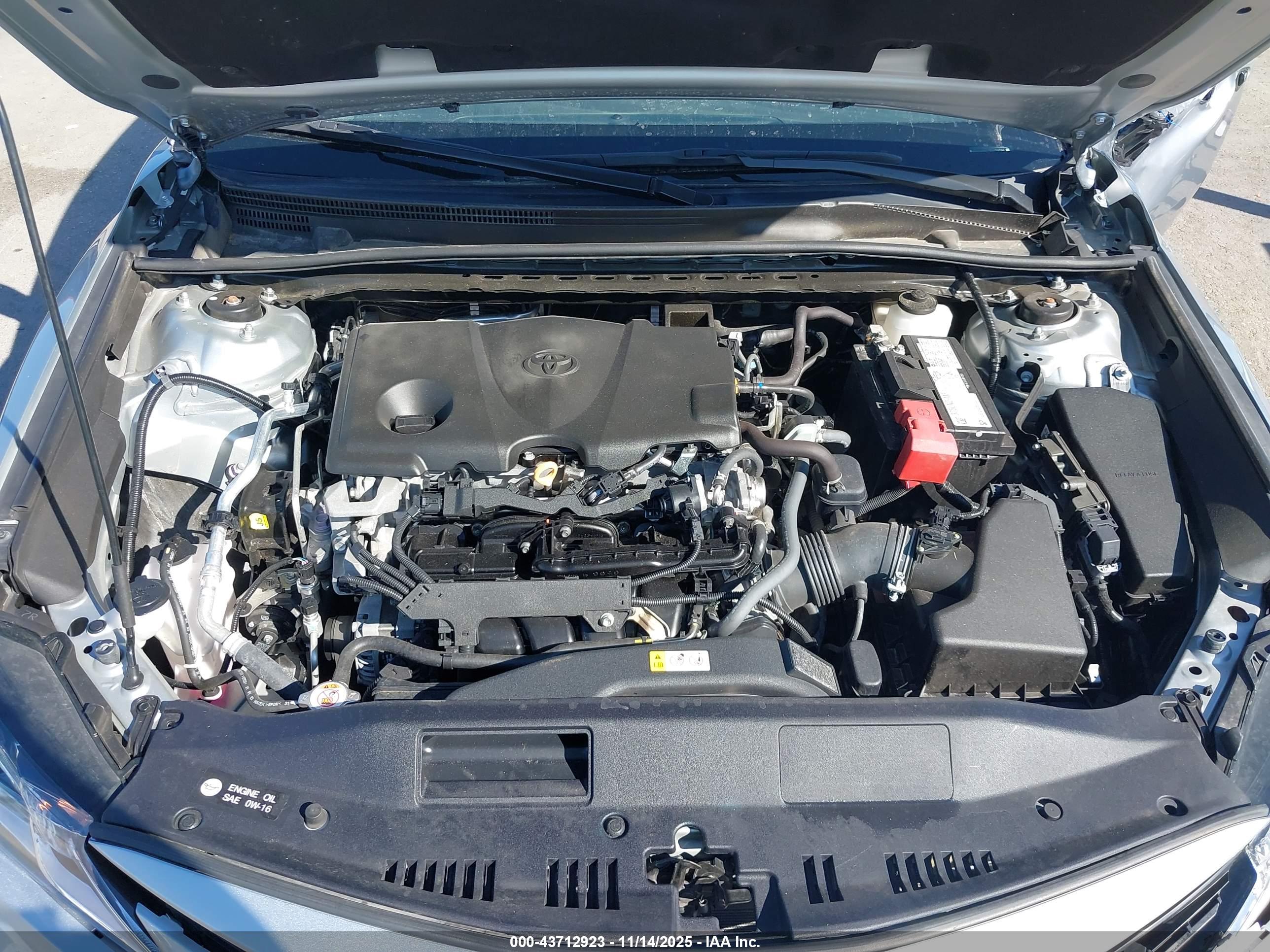 TOYOTA CAMRY image 10