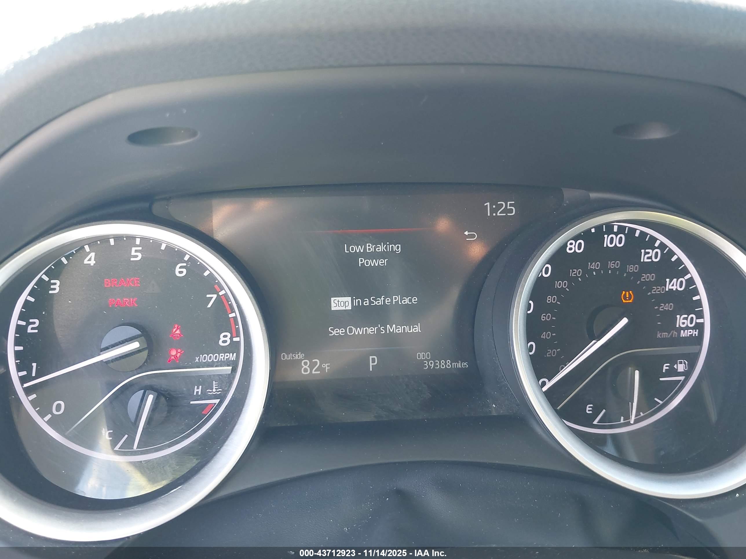 TOYOTA CAMRY image 7