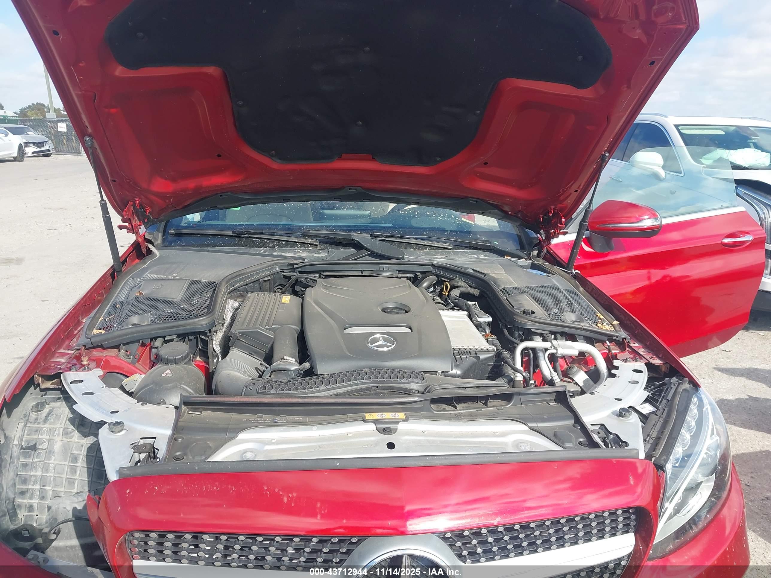 MERCEDES-BENZ C image 10