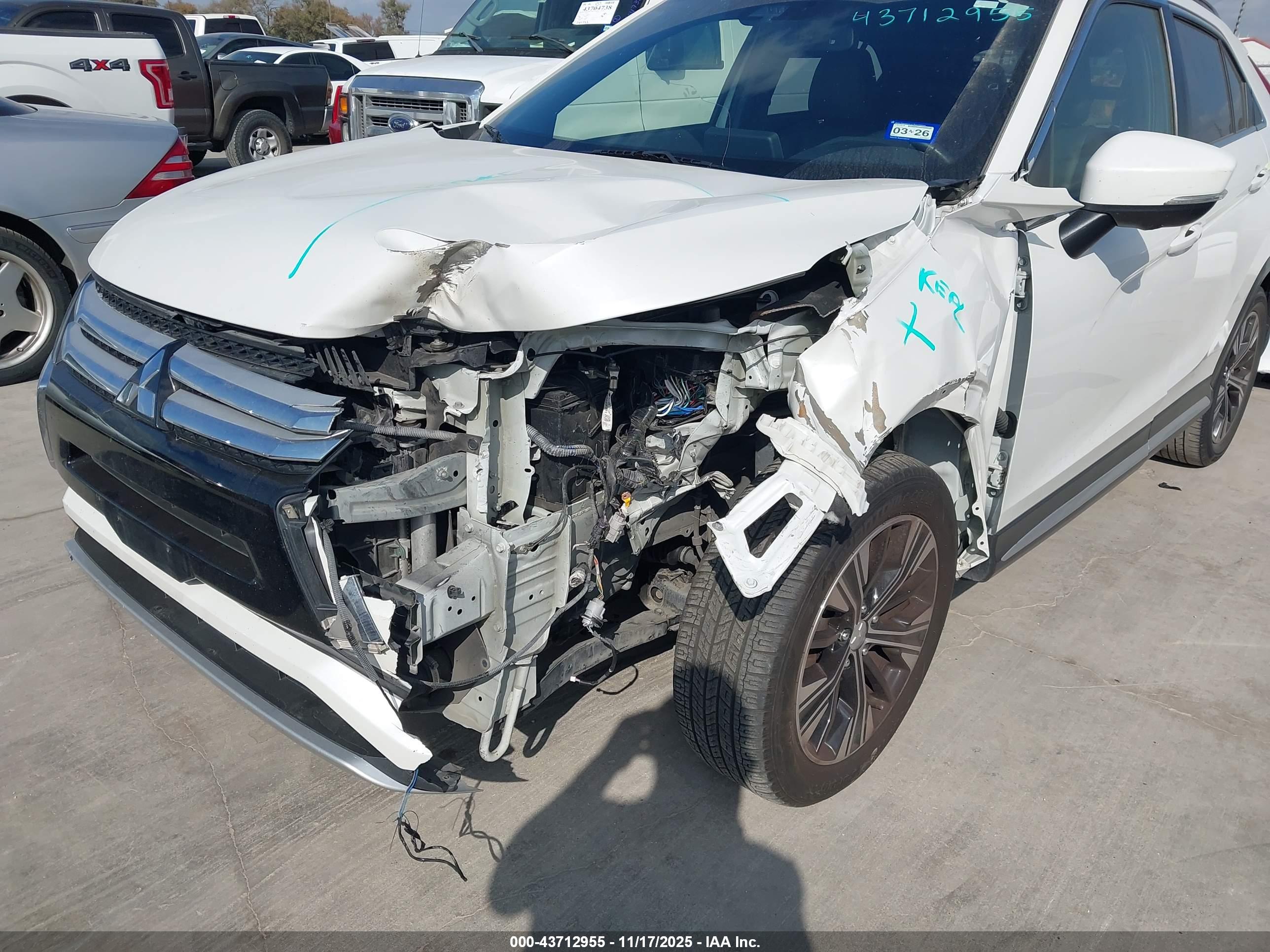 MITSUBISHI ECLIPSE image 6