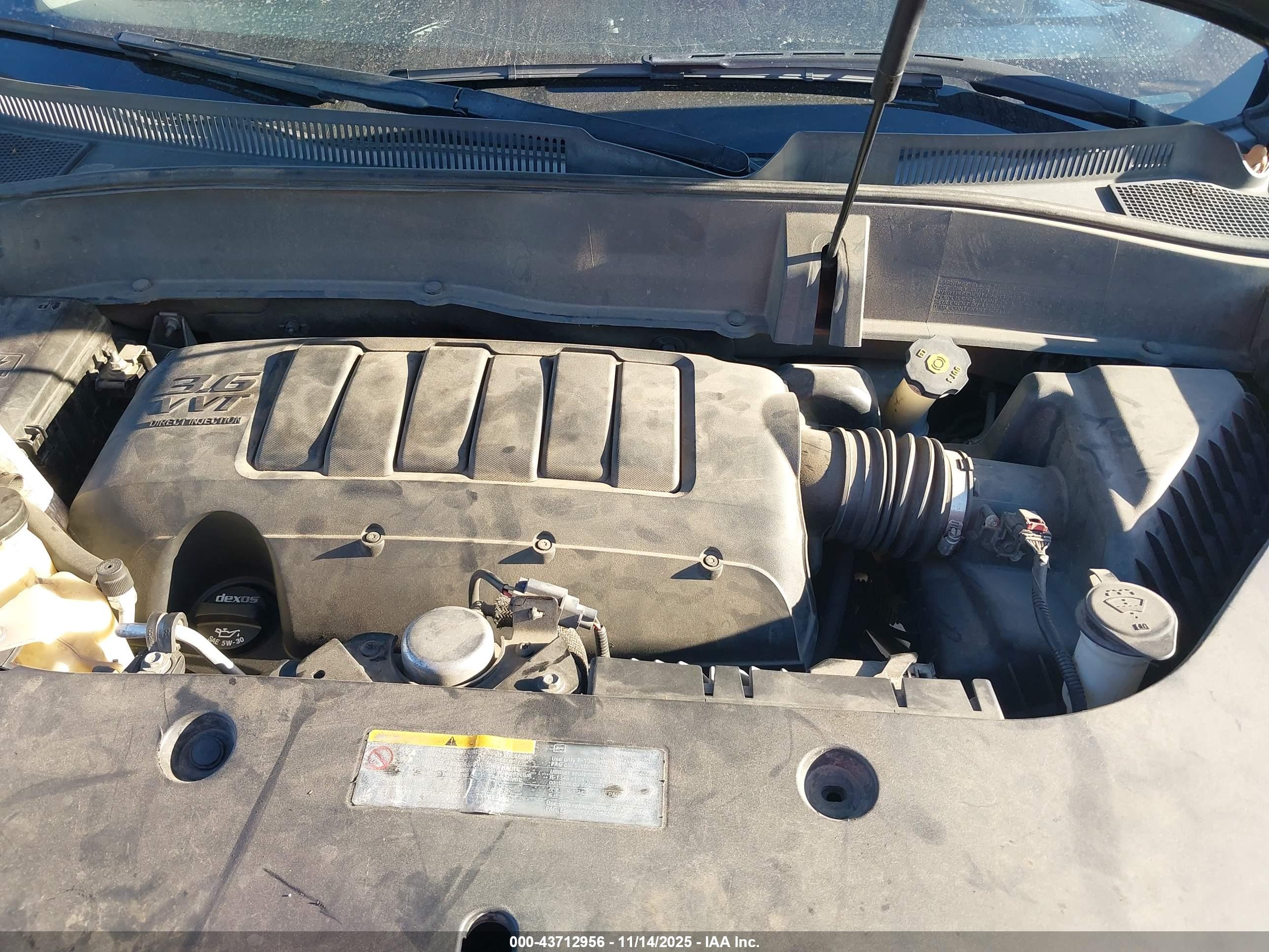 GMC ACADIA image 10