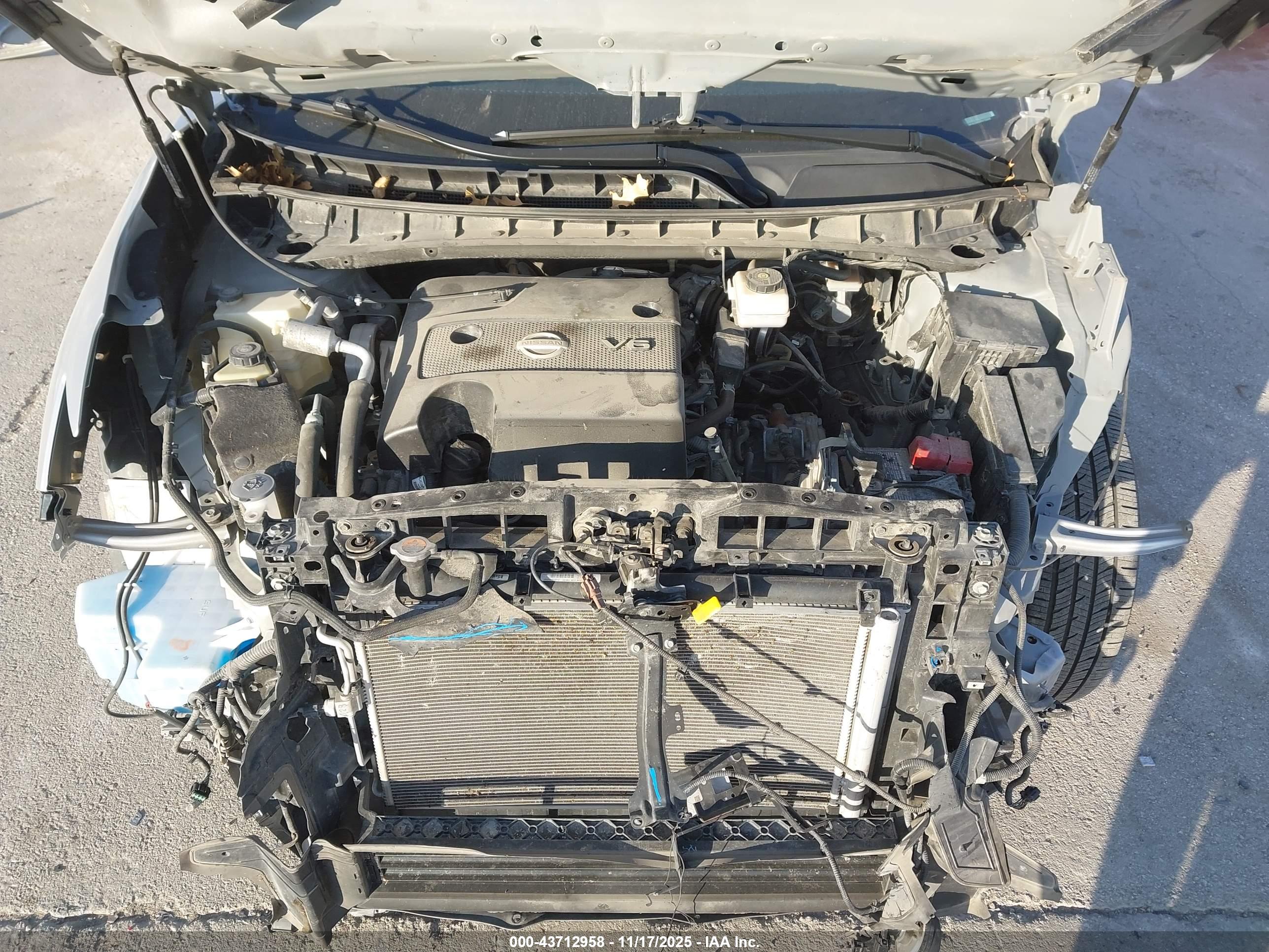 NISSAN MURANO image 10