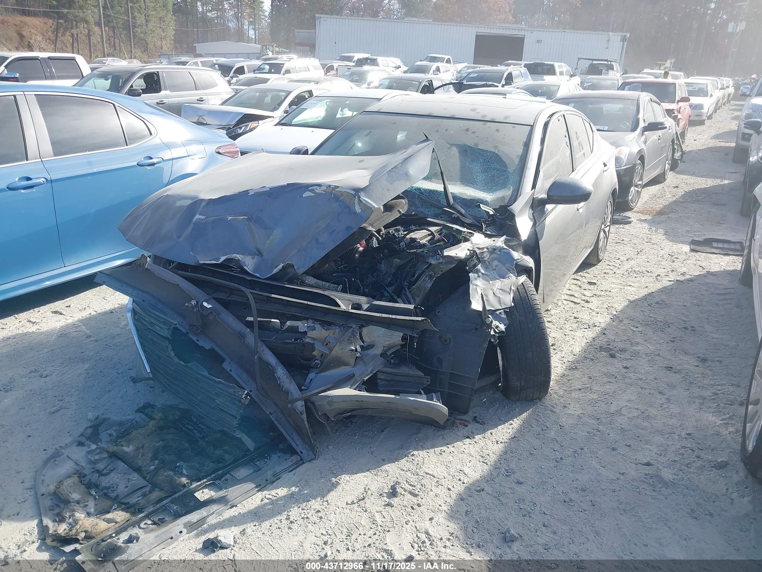 NISSAN ALTIMA image 2