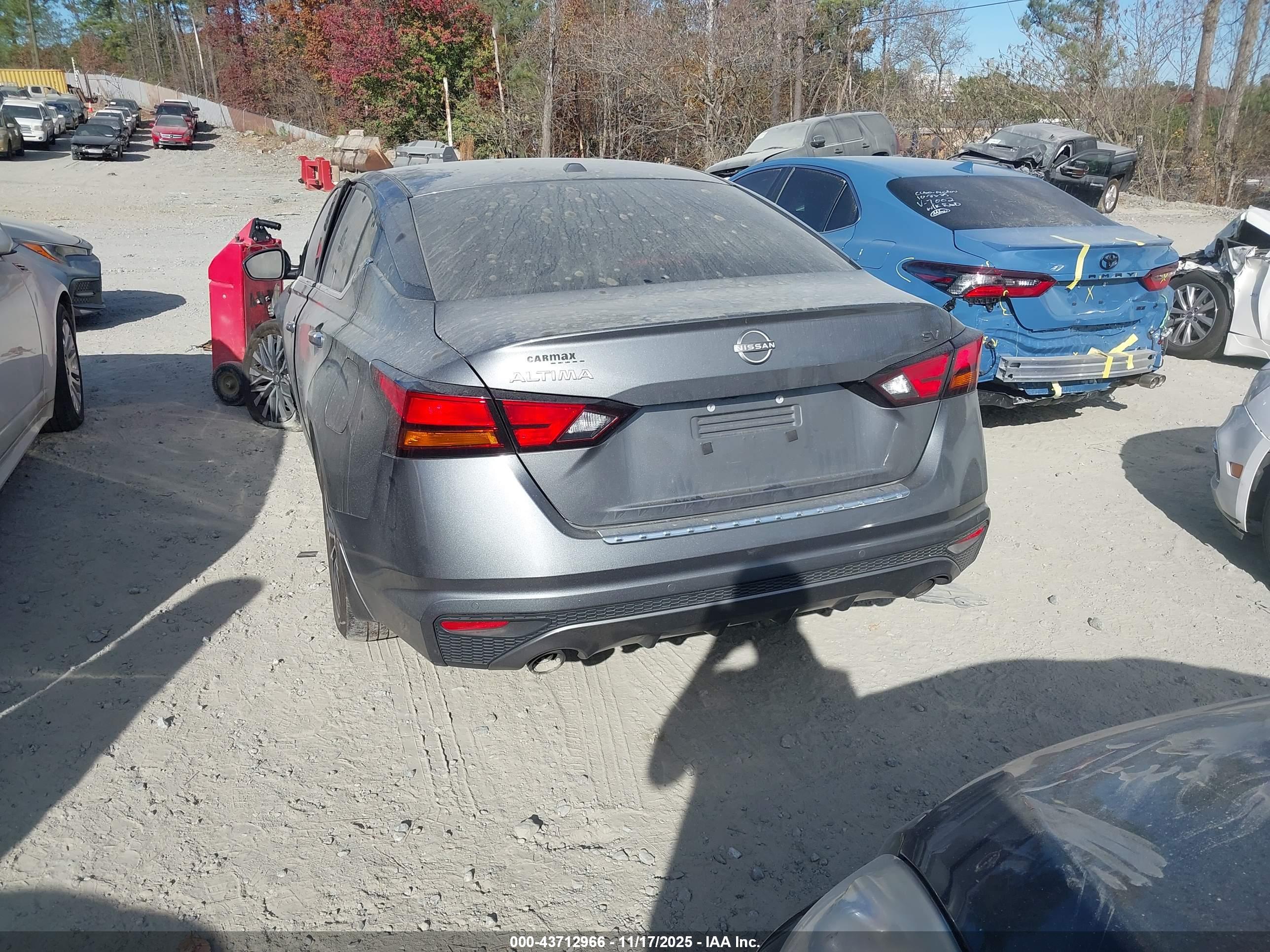 NISSAN ALTIMA image 3