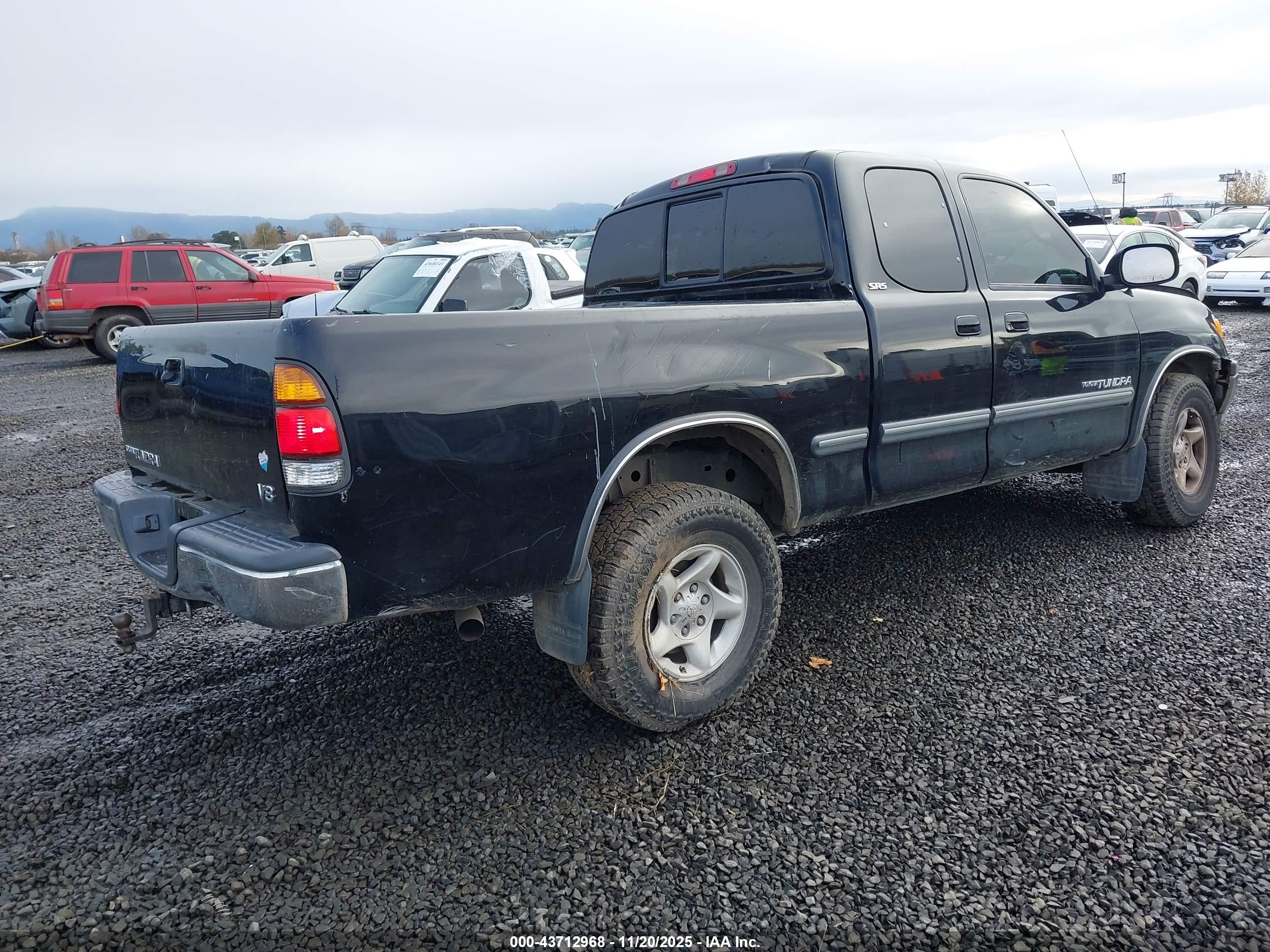 TOYOTA TUNDRA image 4