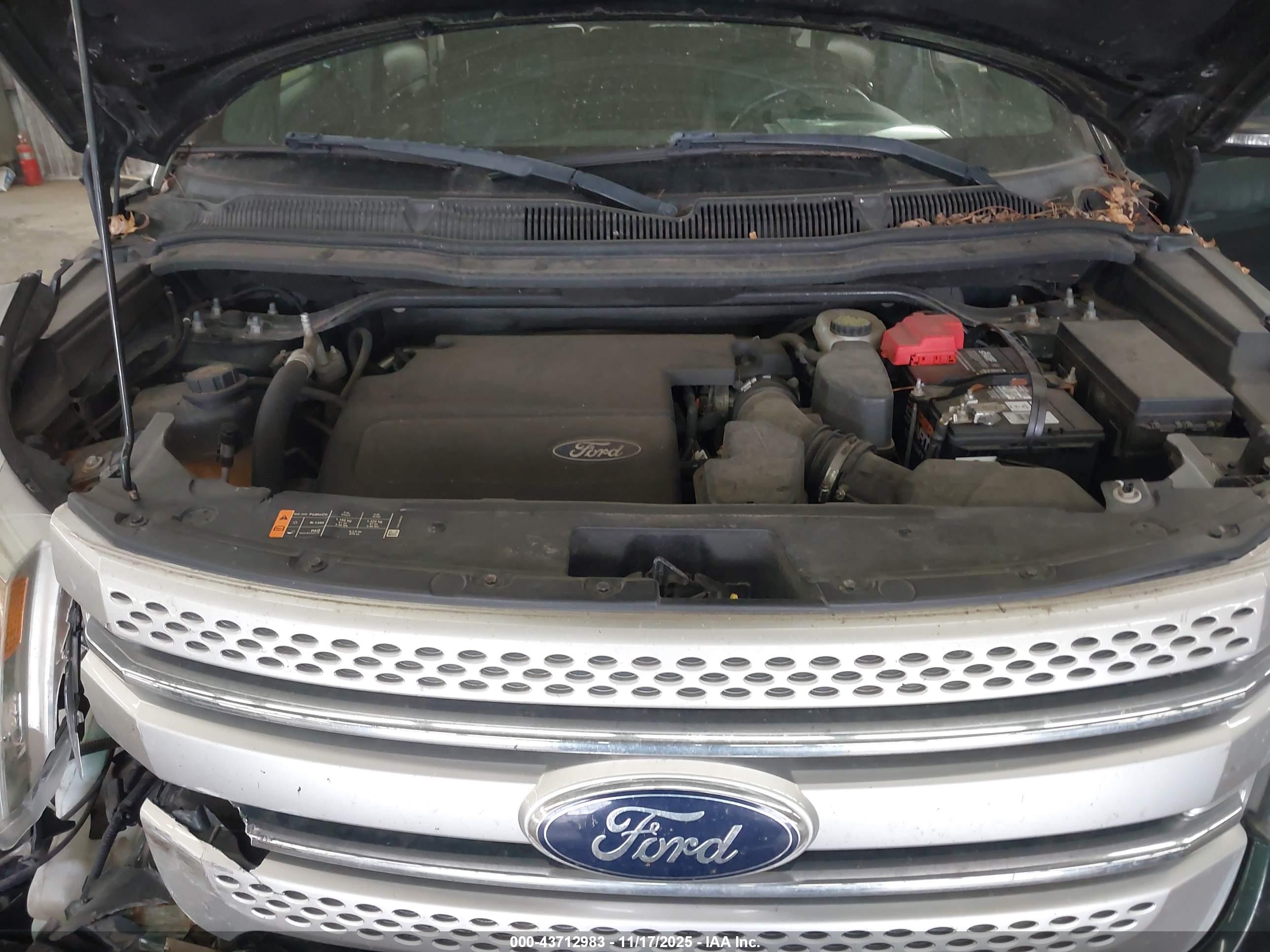 FORD EXPLORER image 10