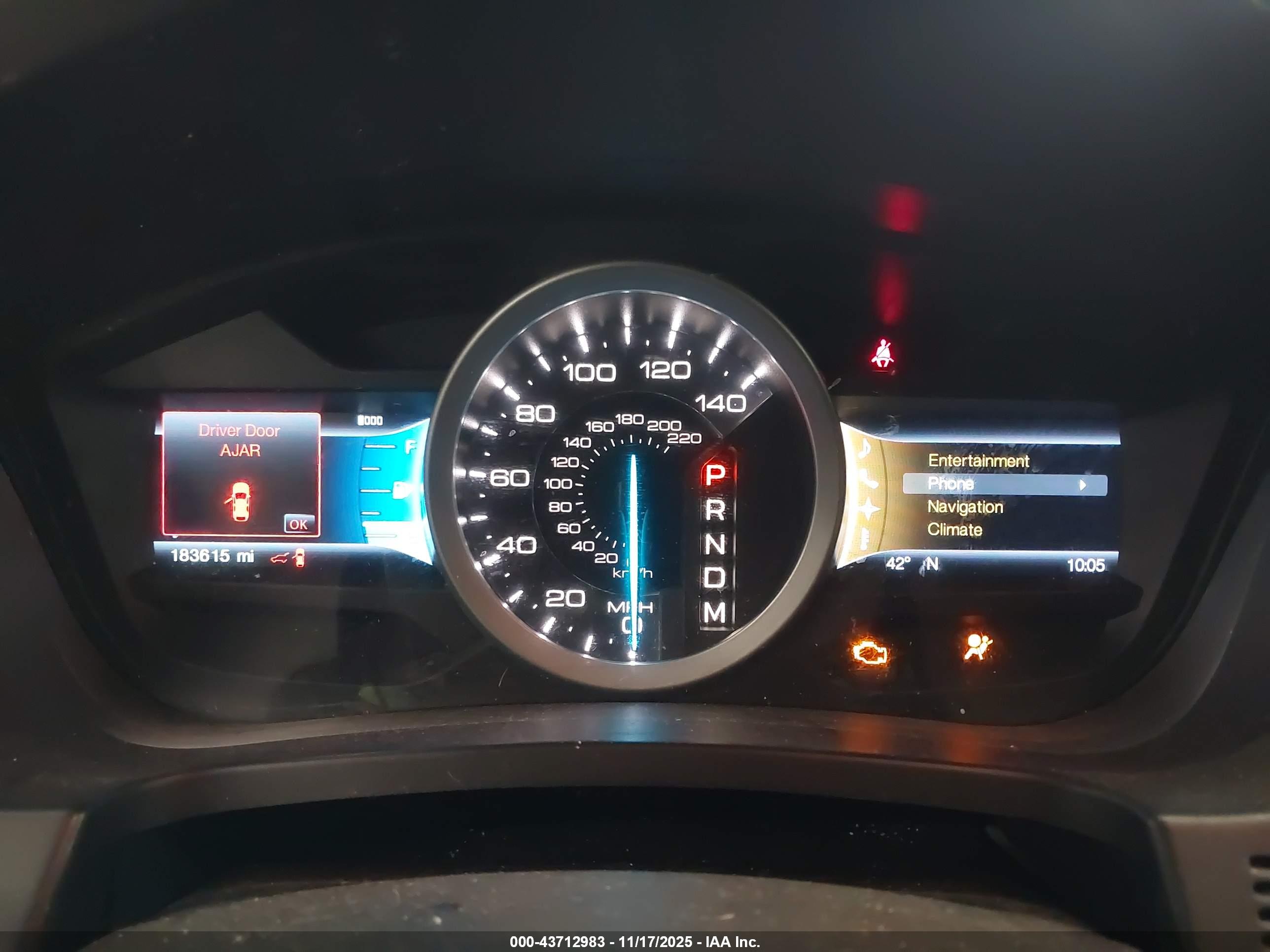 FORD EXPLORER image 7