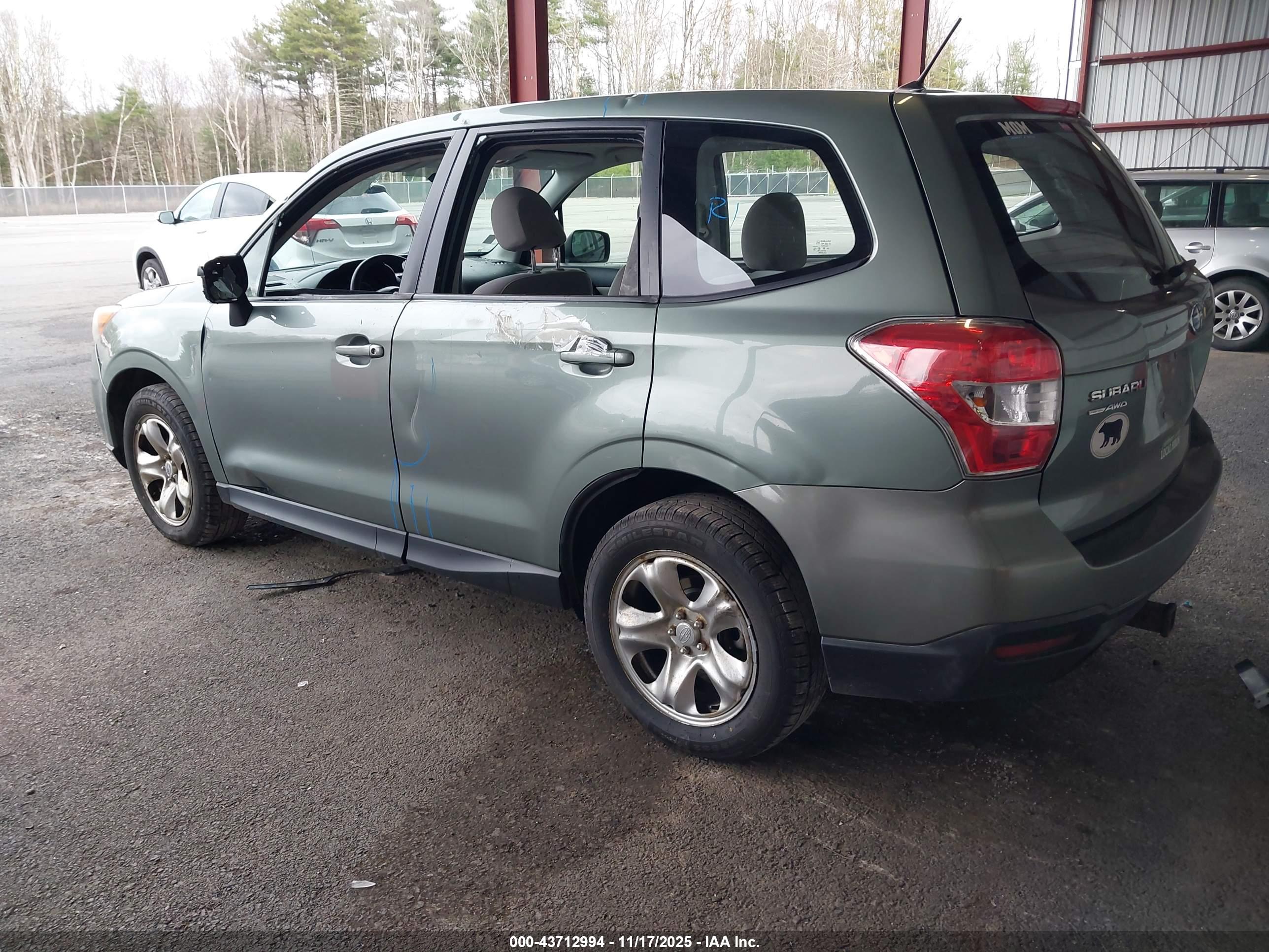 SUBARU FORESTER image 3