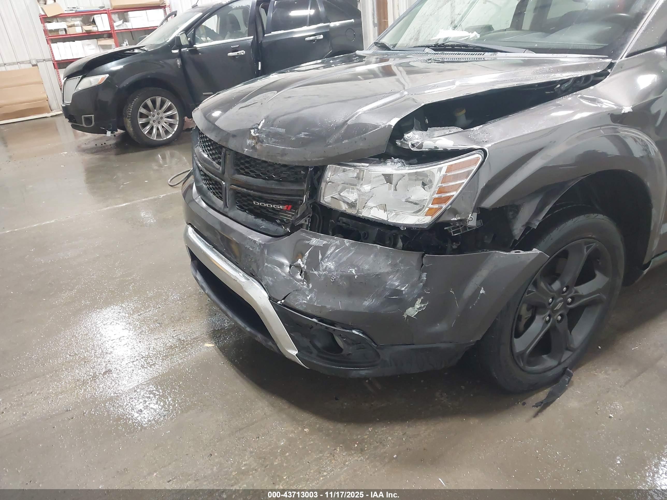 DODGE JOURNEY image 6