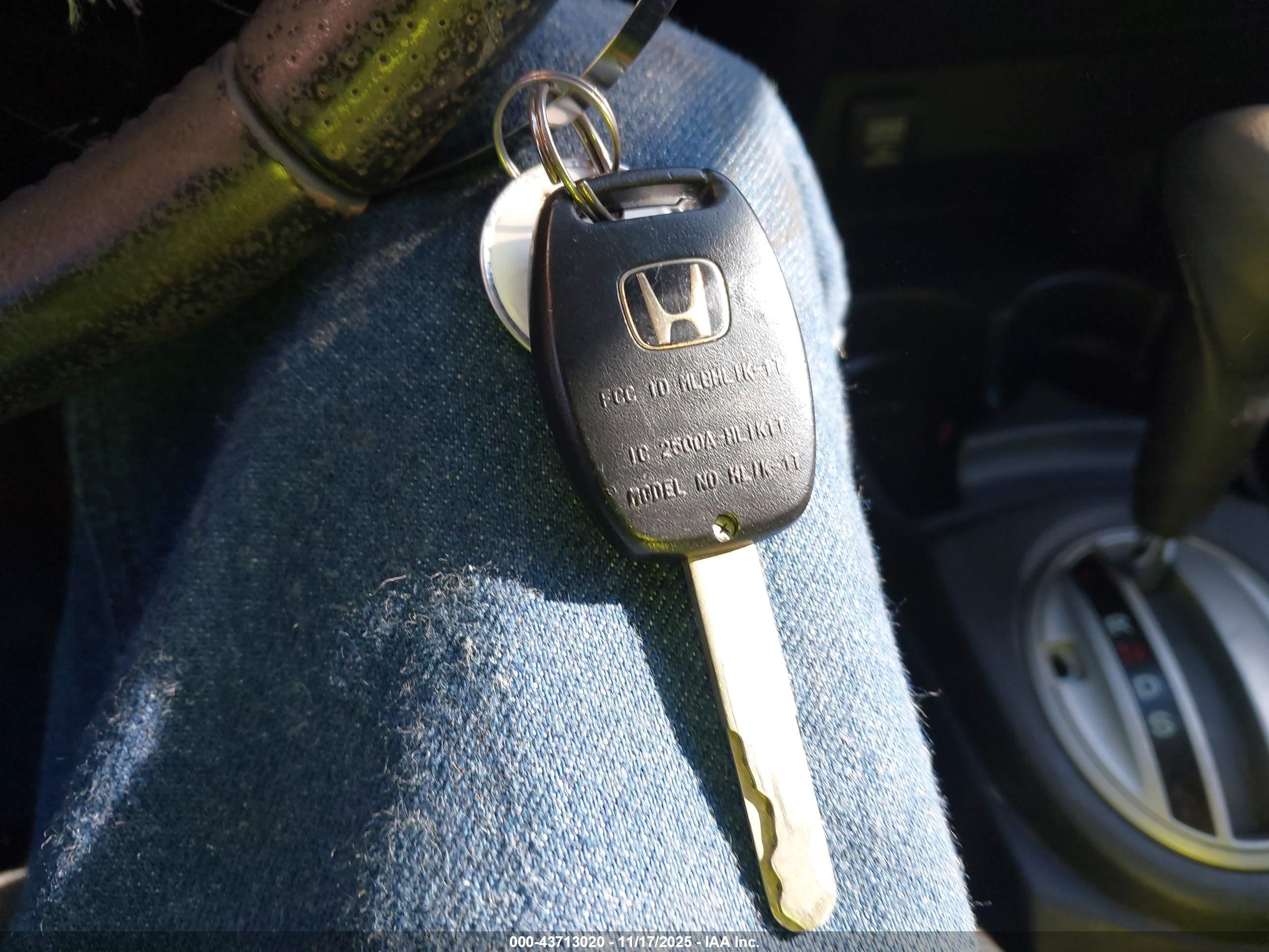HONDA FIT image 11
