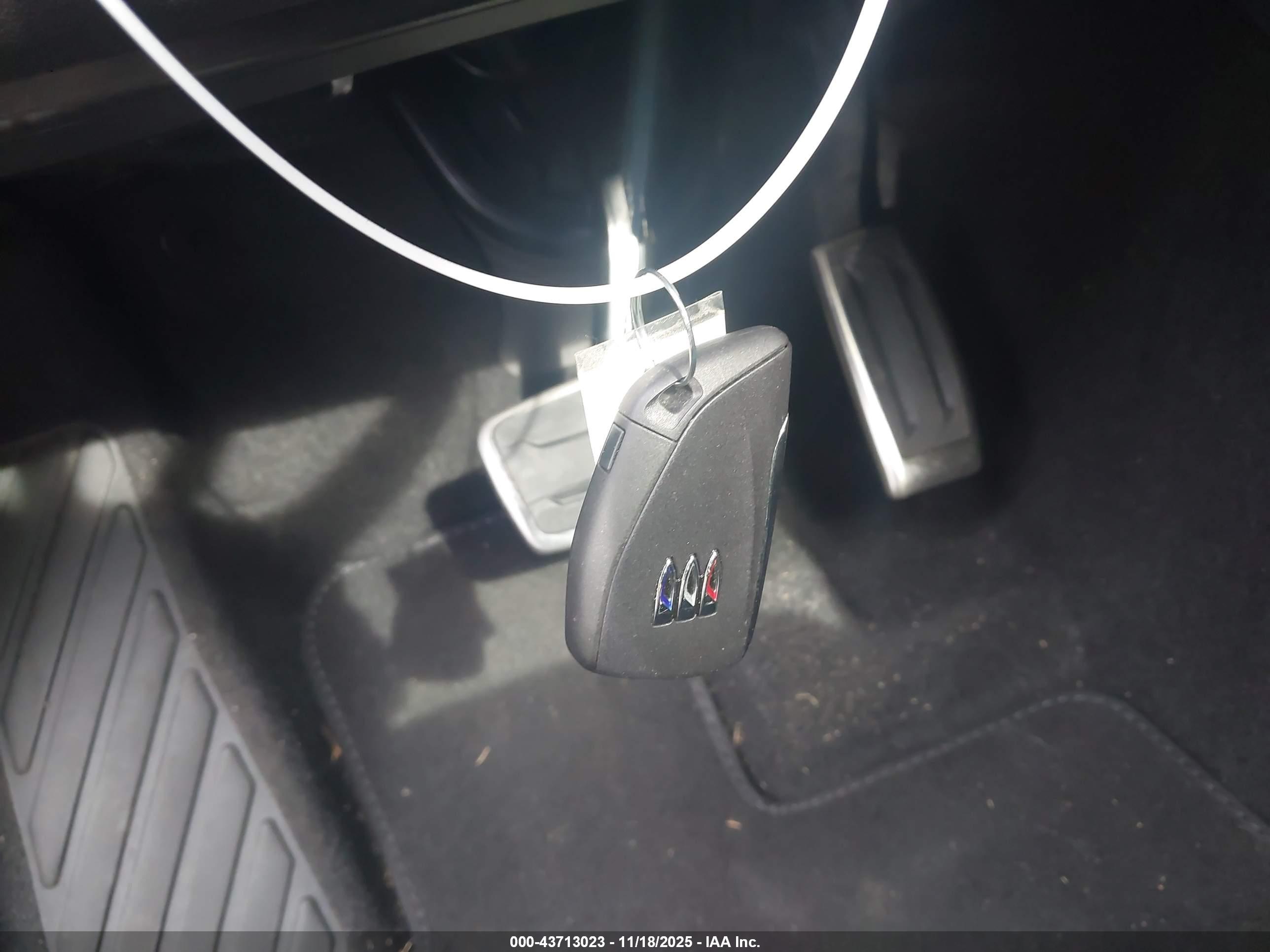 BUICK ENVISION image 11