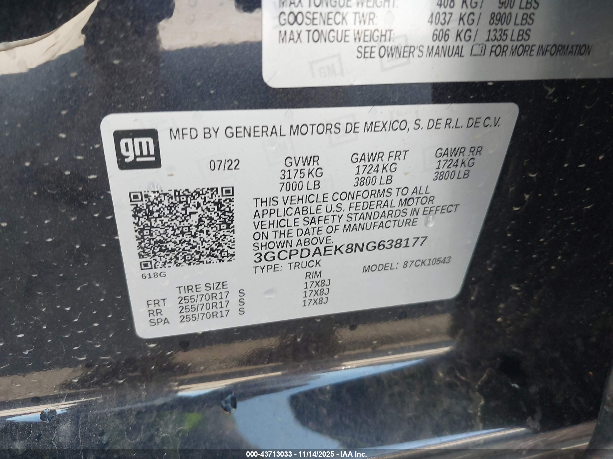 CHEVROLET SILVERADO image 9