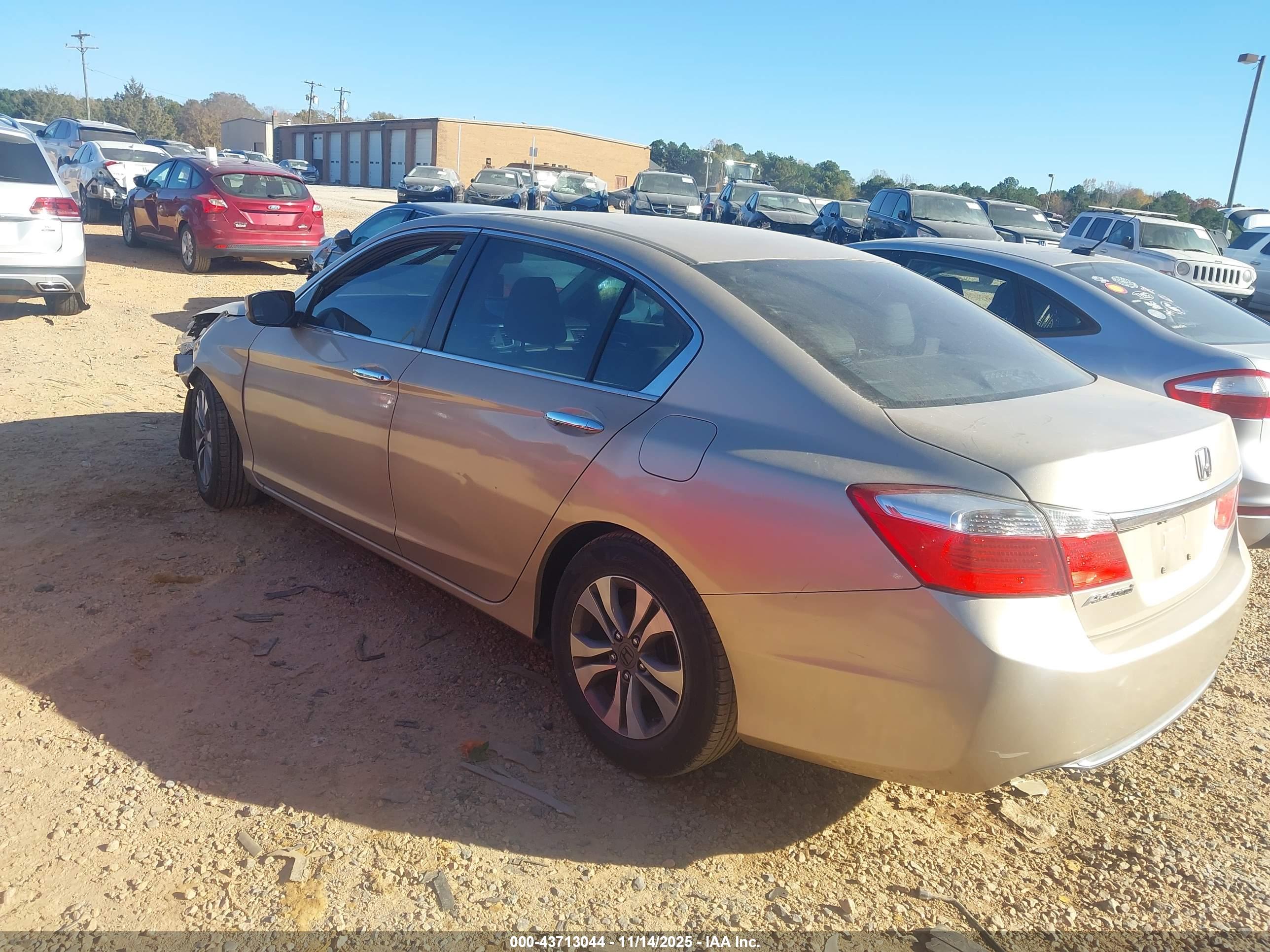 HONDA ACCORD image 3