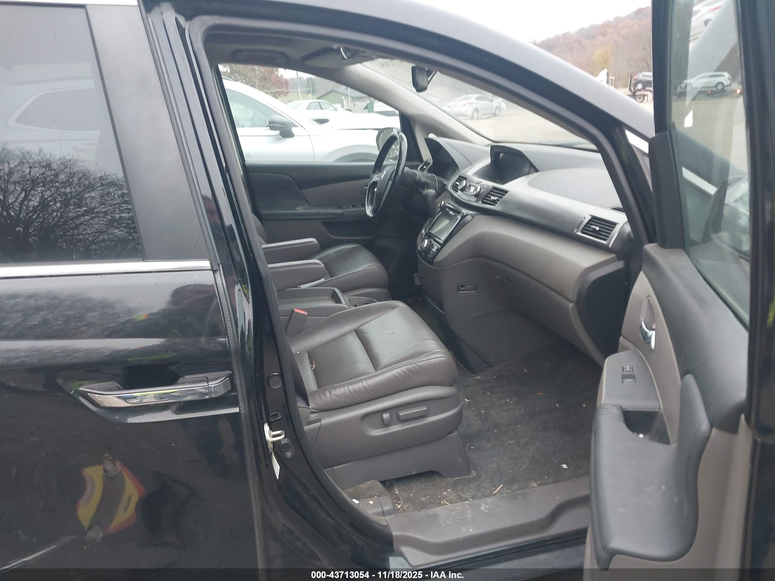 HONDA ODYSSEY image 5
