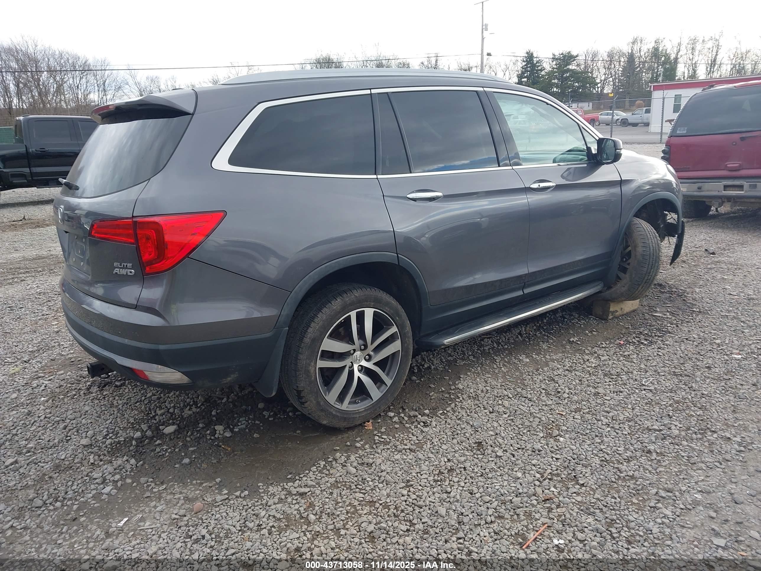 HONDA PILOT image 4
