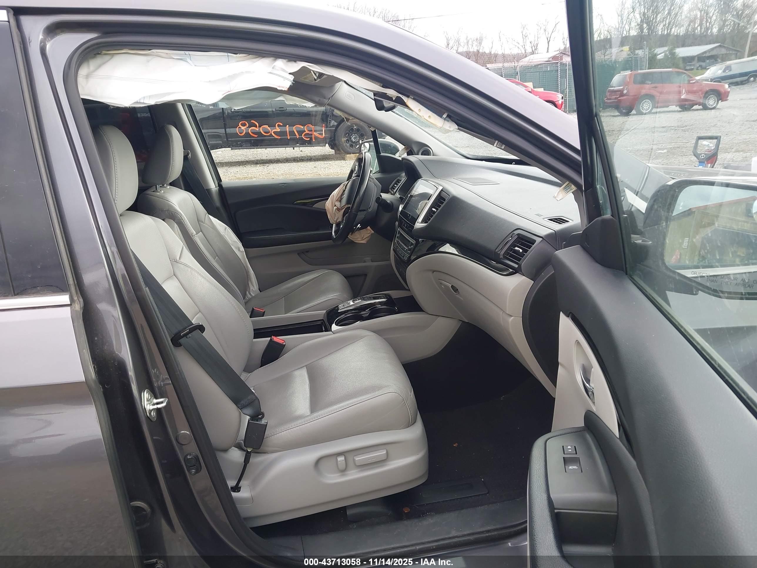 HONDA PILOT image 5