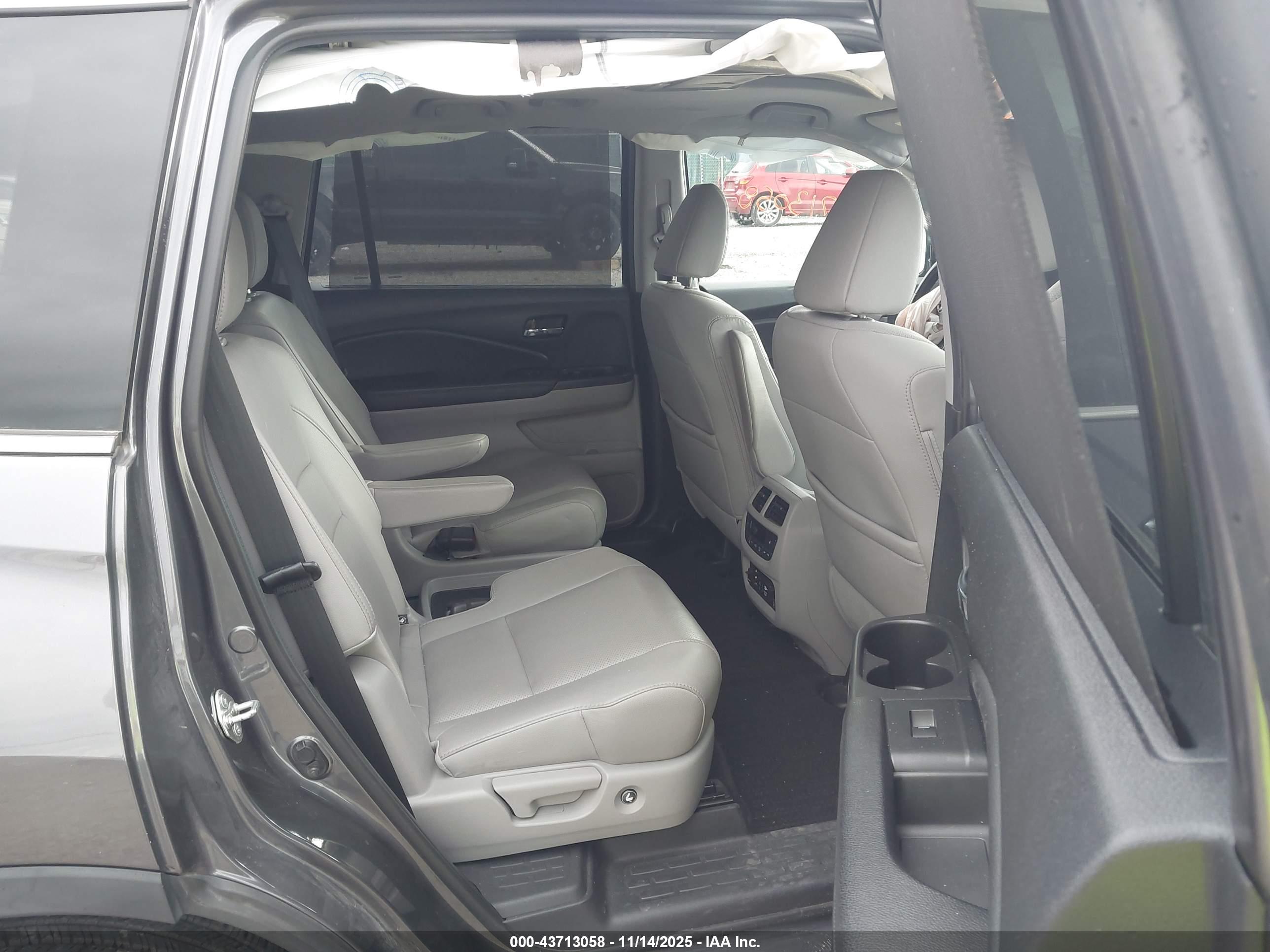 HONDA PILOT image 8