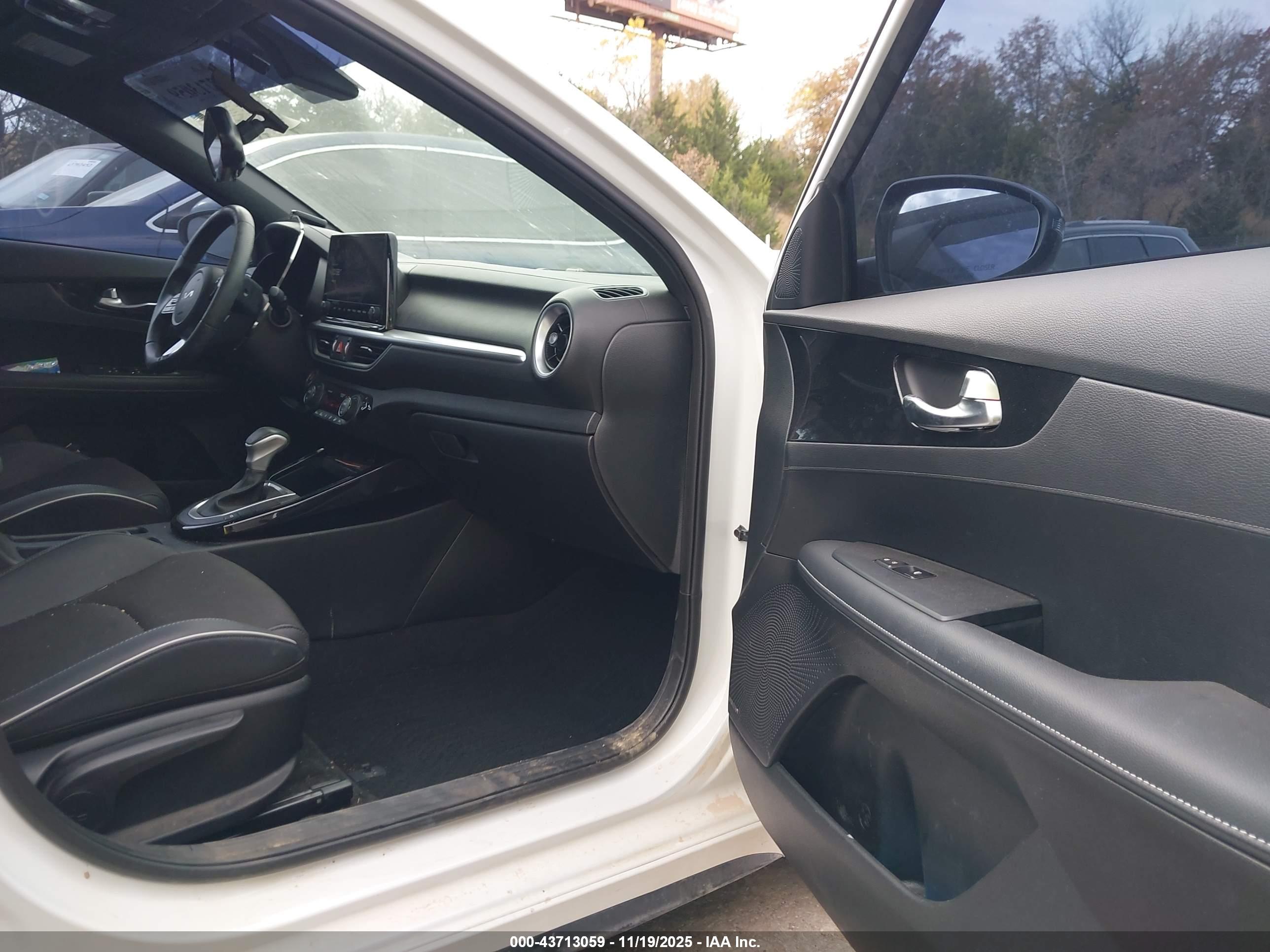 KIA FORTE image 5