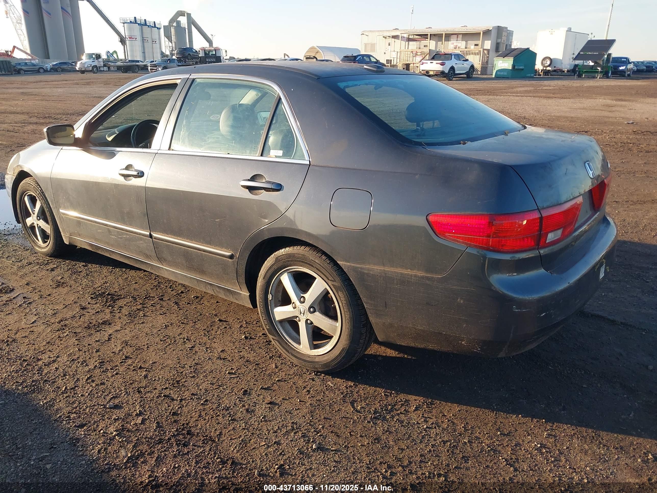 HONDA ACCORD image 3