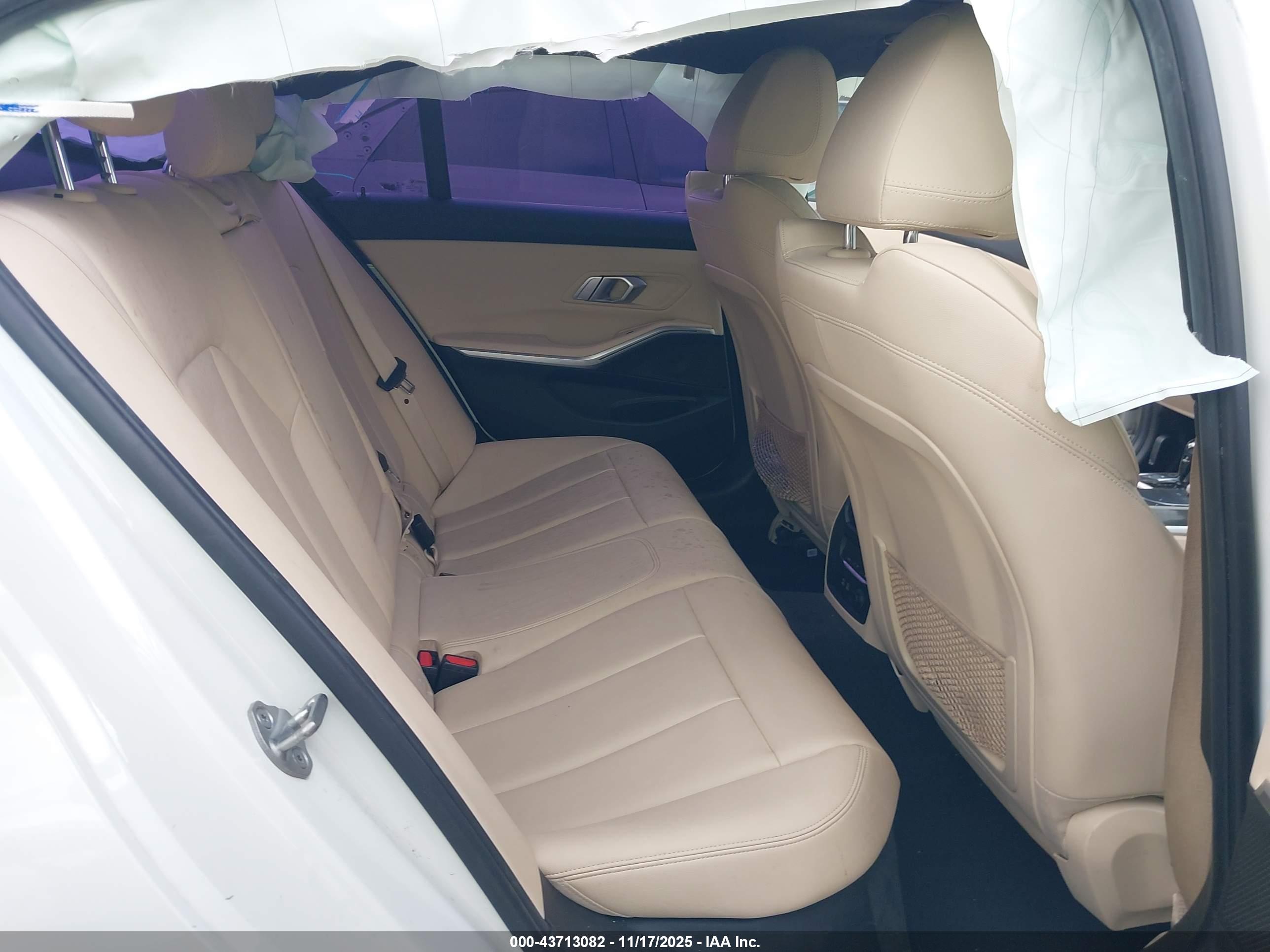 BMW 330I image 8