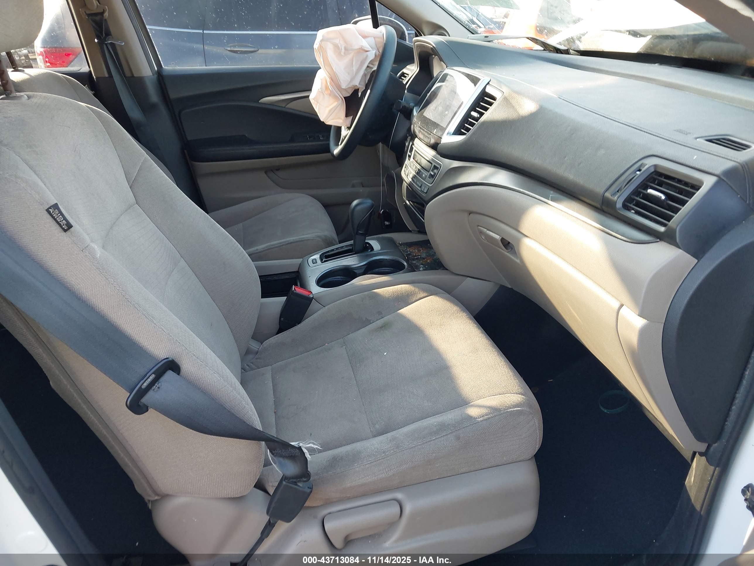 HONDA PILOT image 5