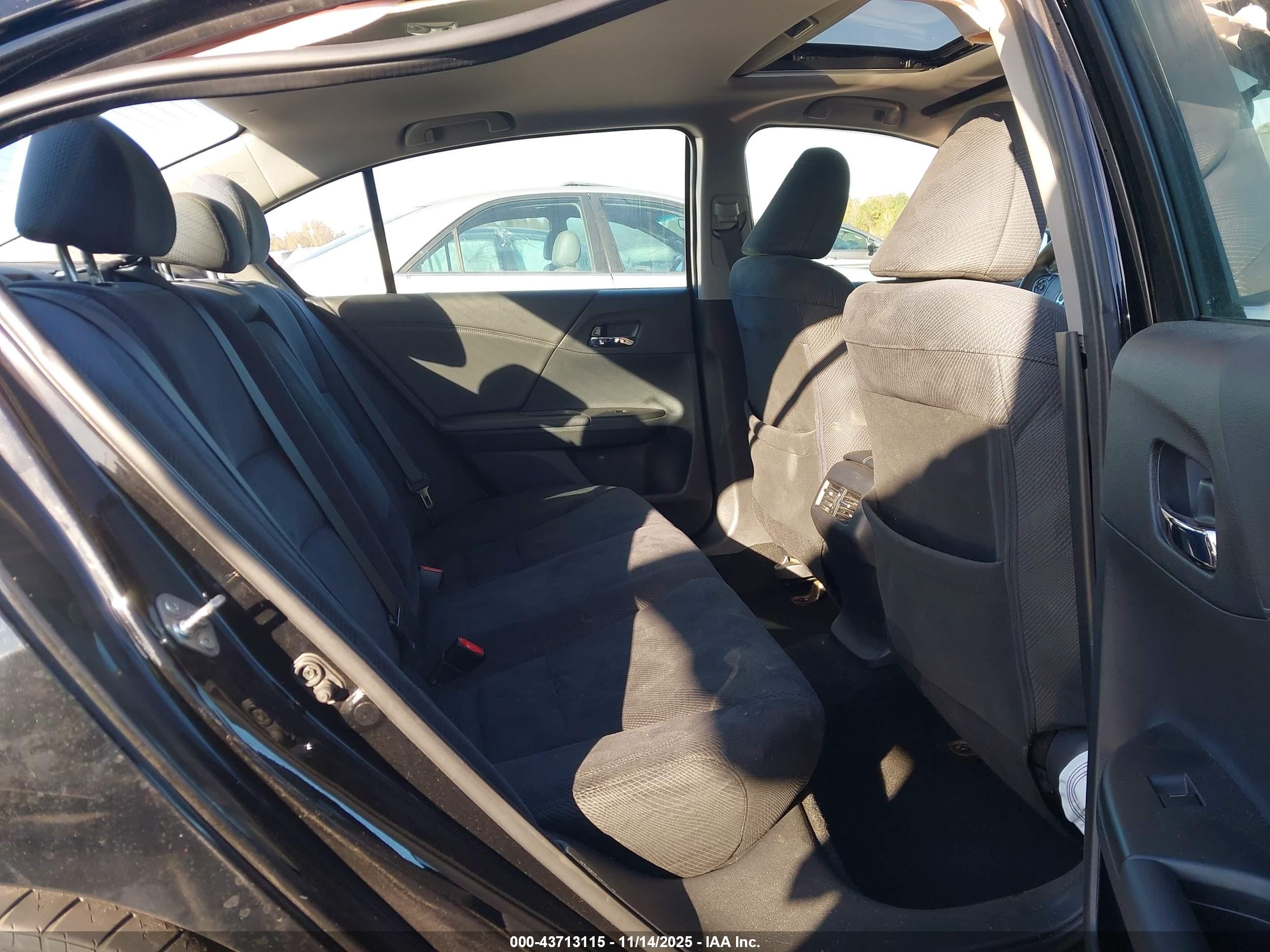 HONDA ACCORD image 8
