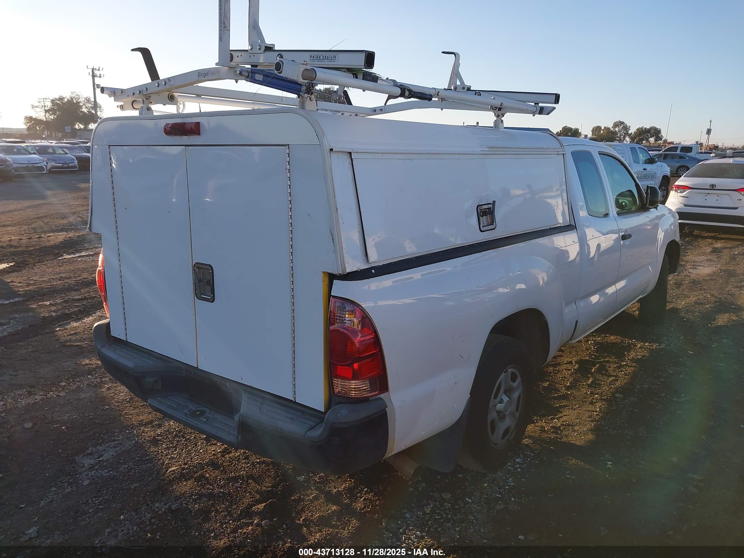 TOYOTA TACOMA image 4