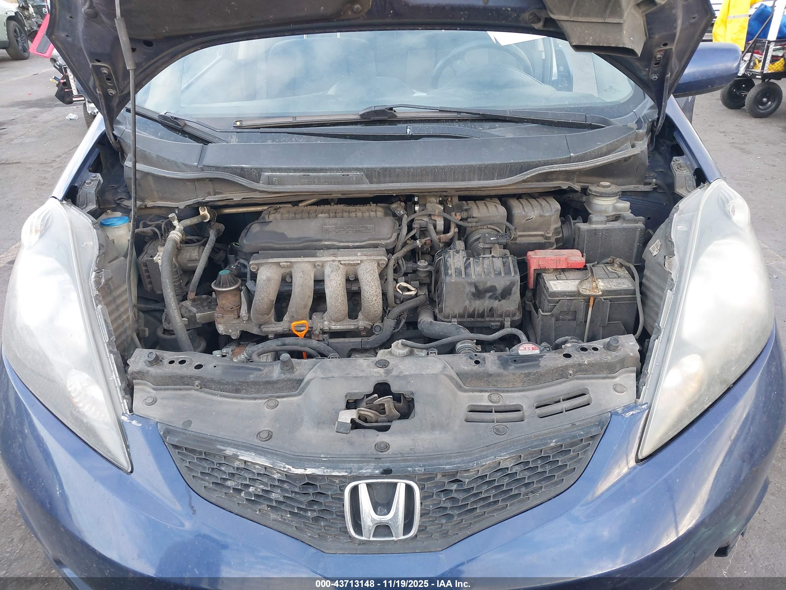 HONDA FIT image 10