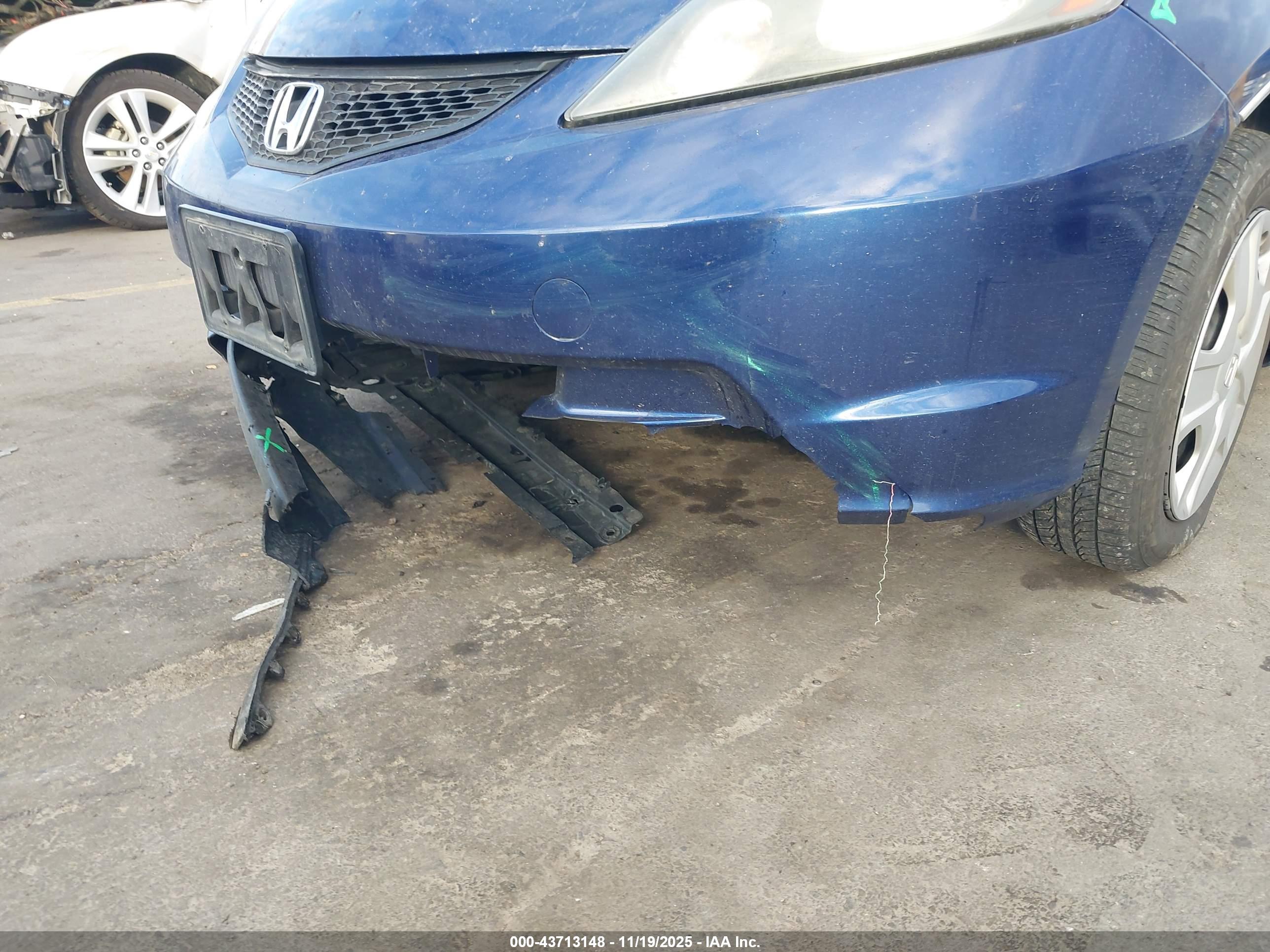 HONDA FIT image 6