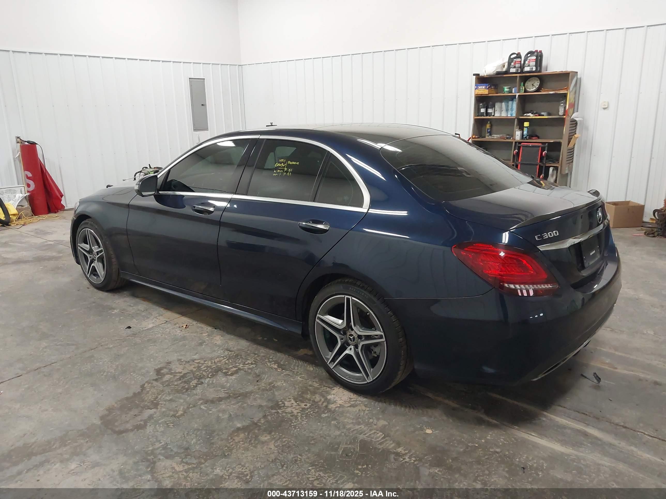 MERCEDES-BENZ C image 3