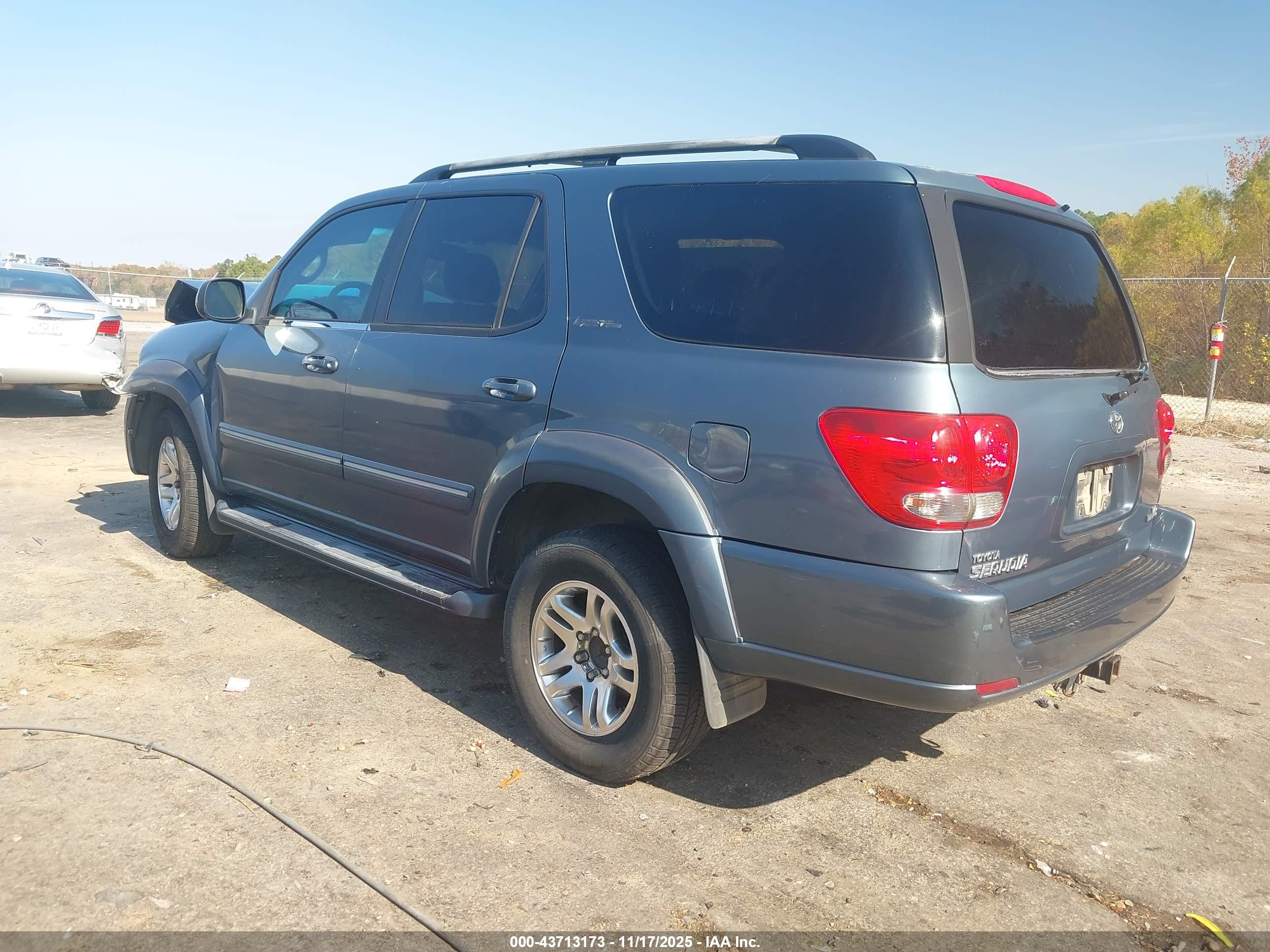 TOYOTA SEQUOIA image 3