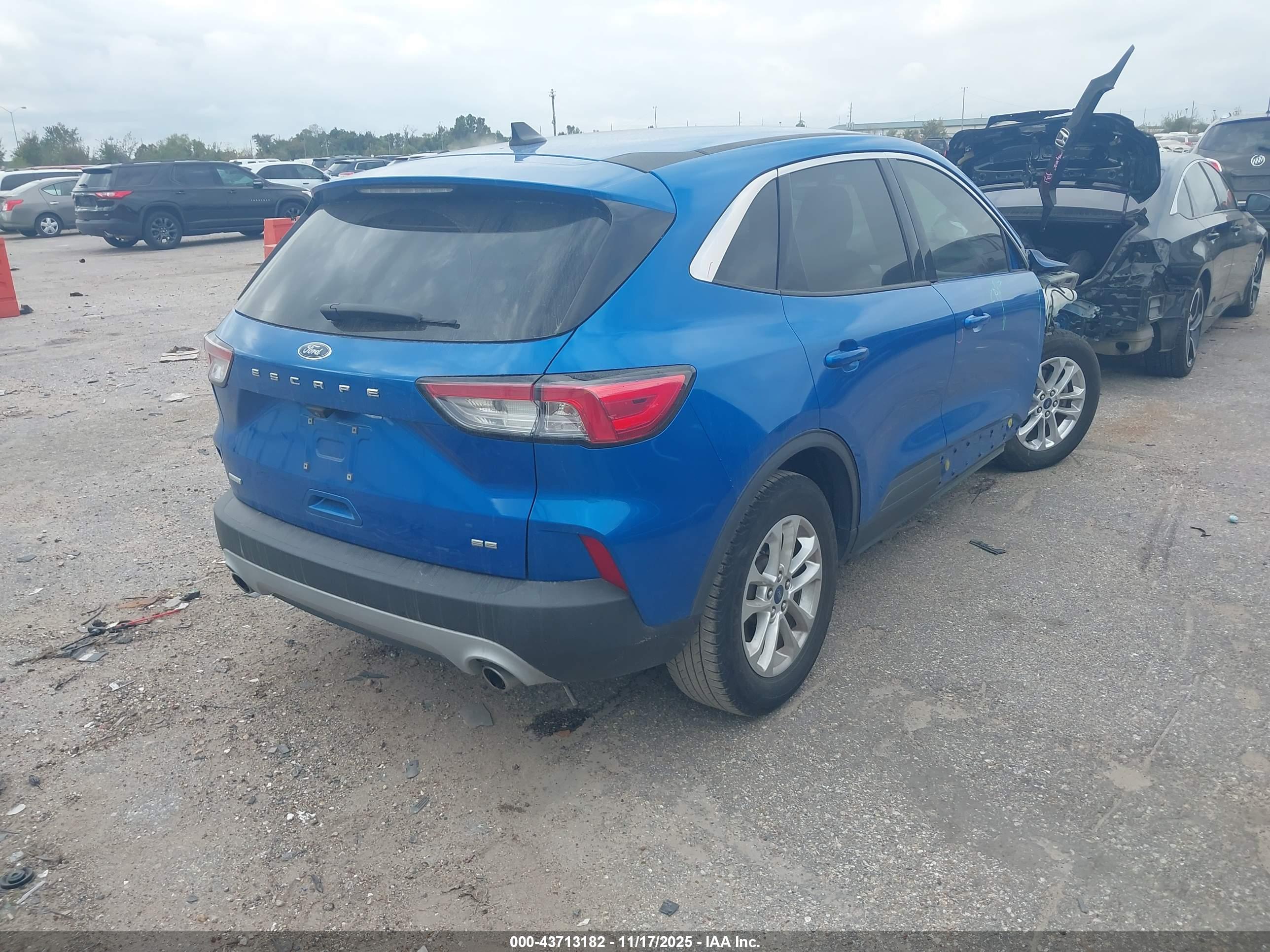 FORD ESCAPE image 4