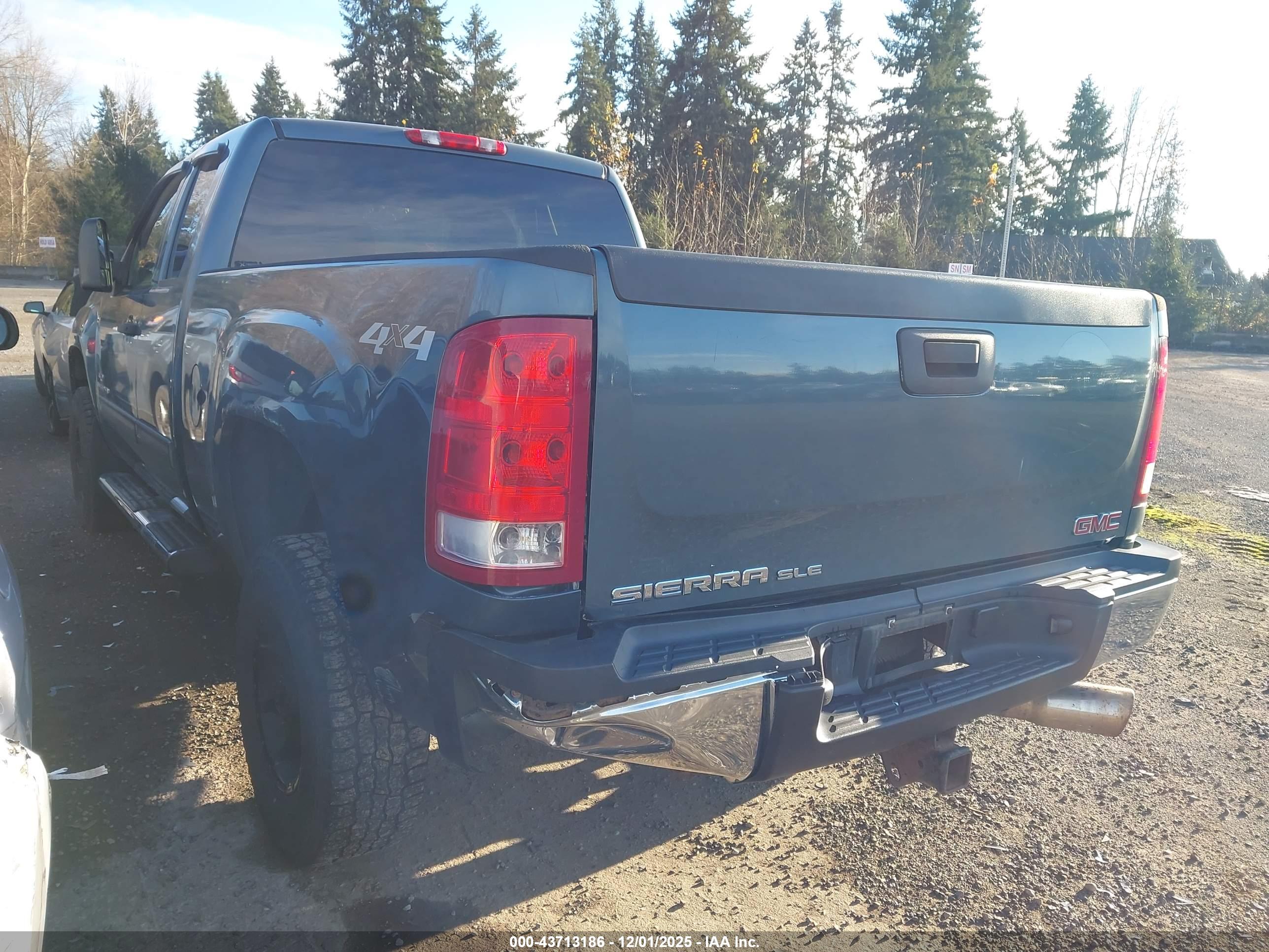 GMC SIERRA image 3
