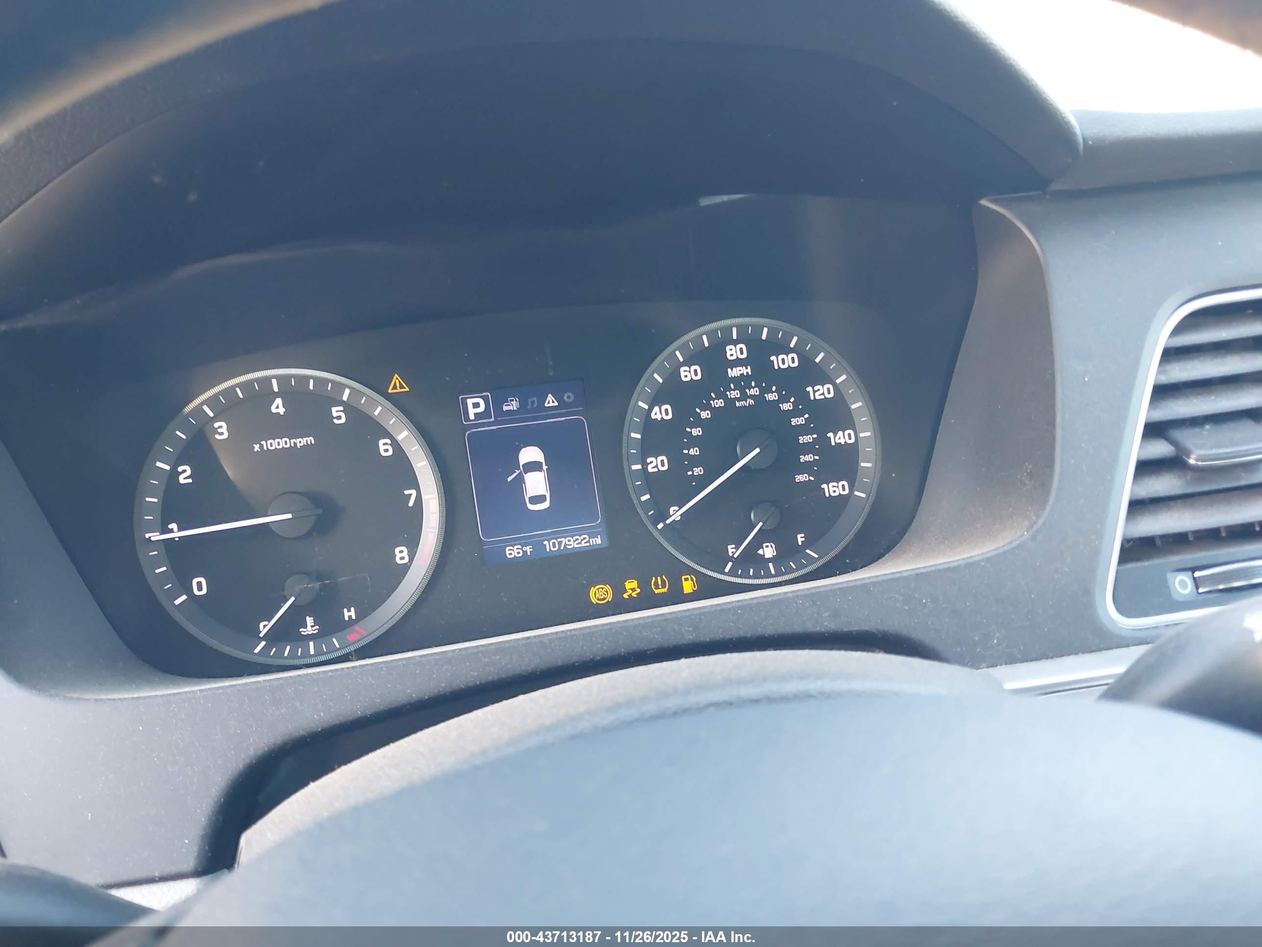 HYUNDAI SONATA image 7